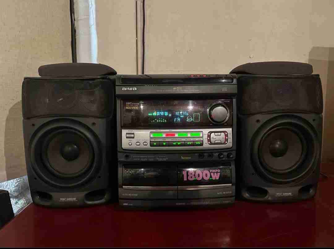 Equipo de sonido Aiwa 1800W