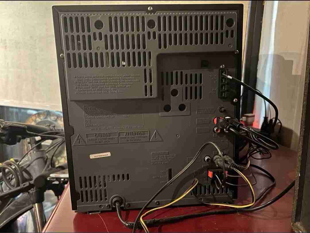 Equipo de sonido Aiwa 1800W - miniatura 4