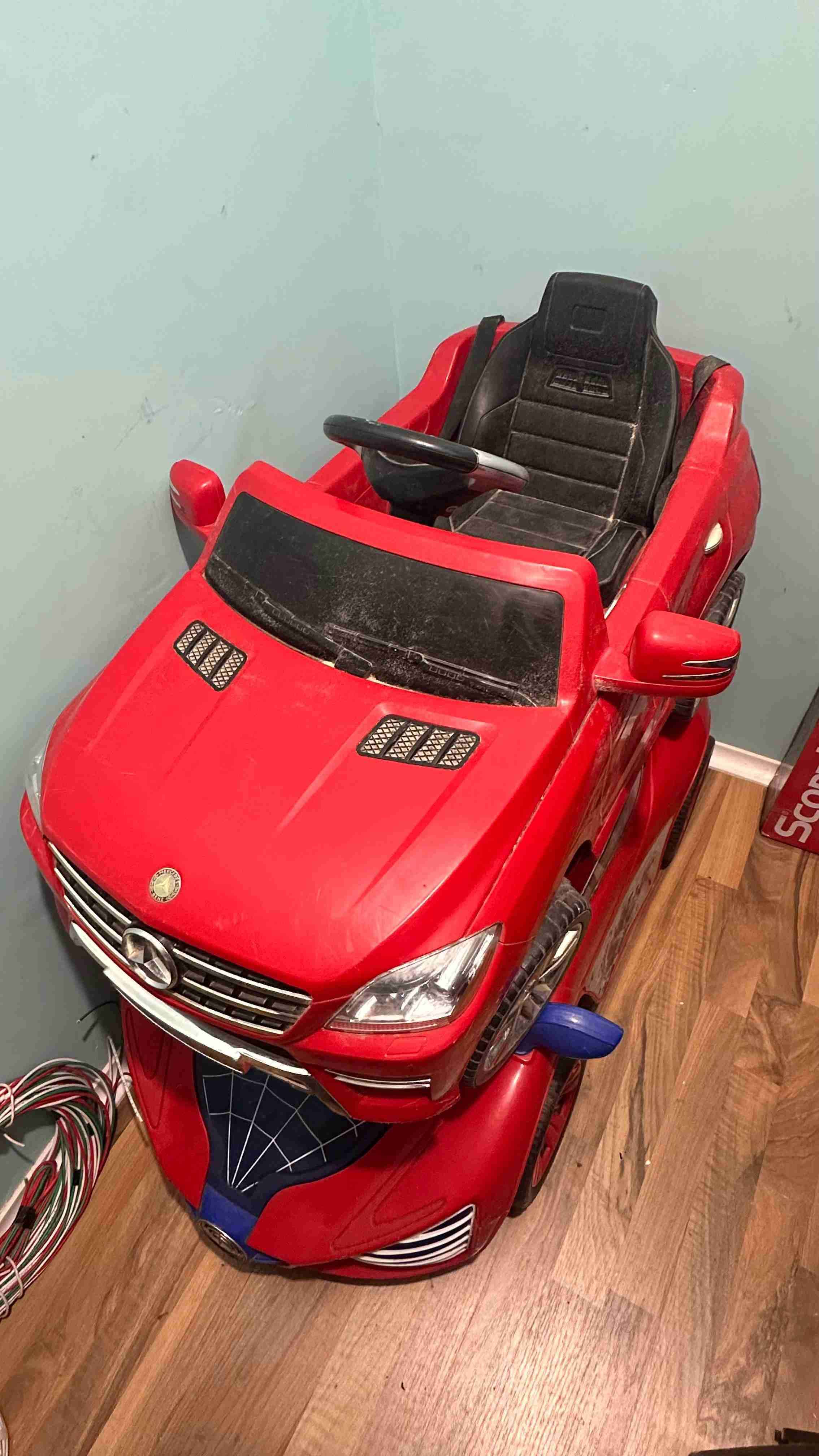 Moto infantil Kawasaki negra y verde - miniatura 5