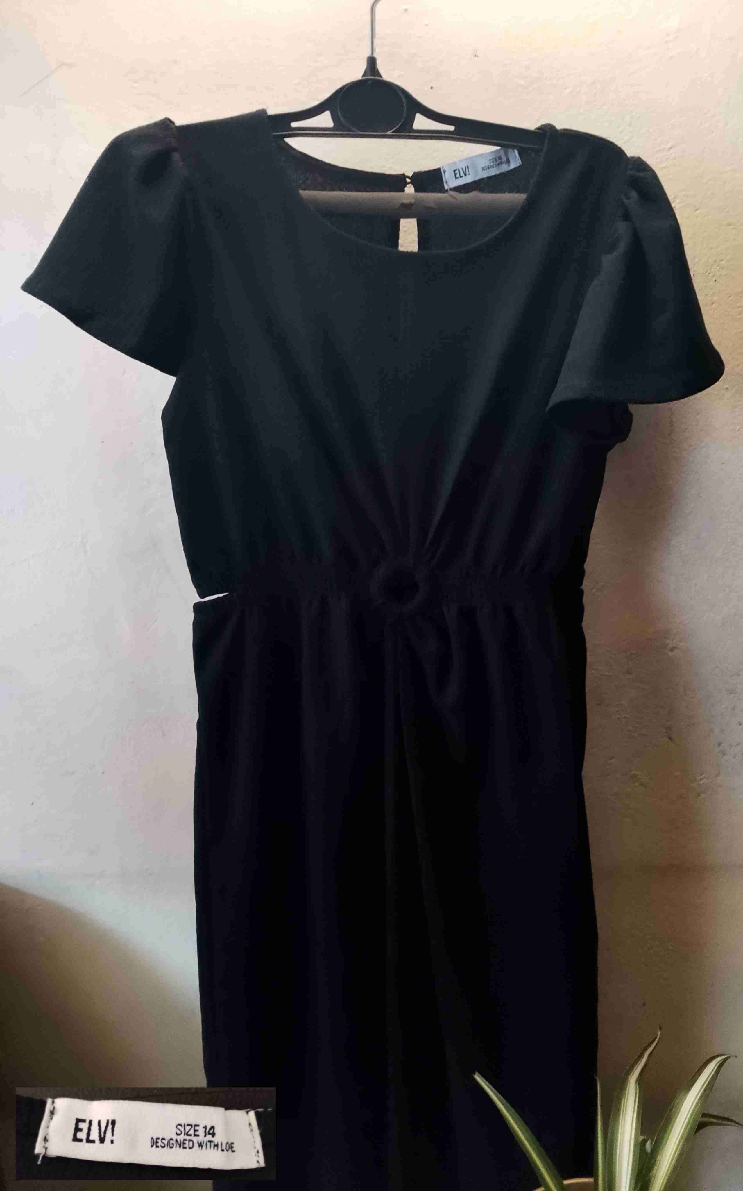 Enterito  negro elegante talla 14