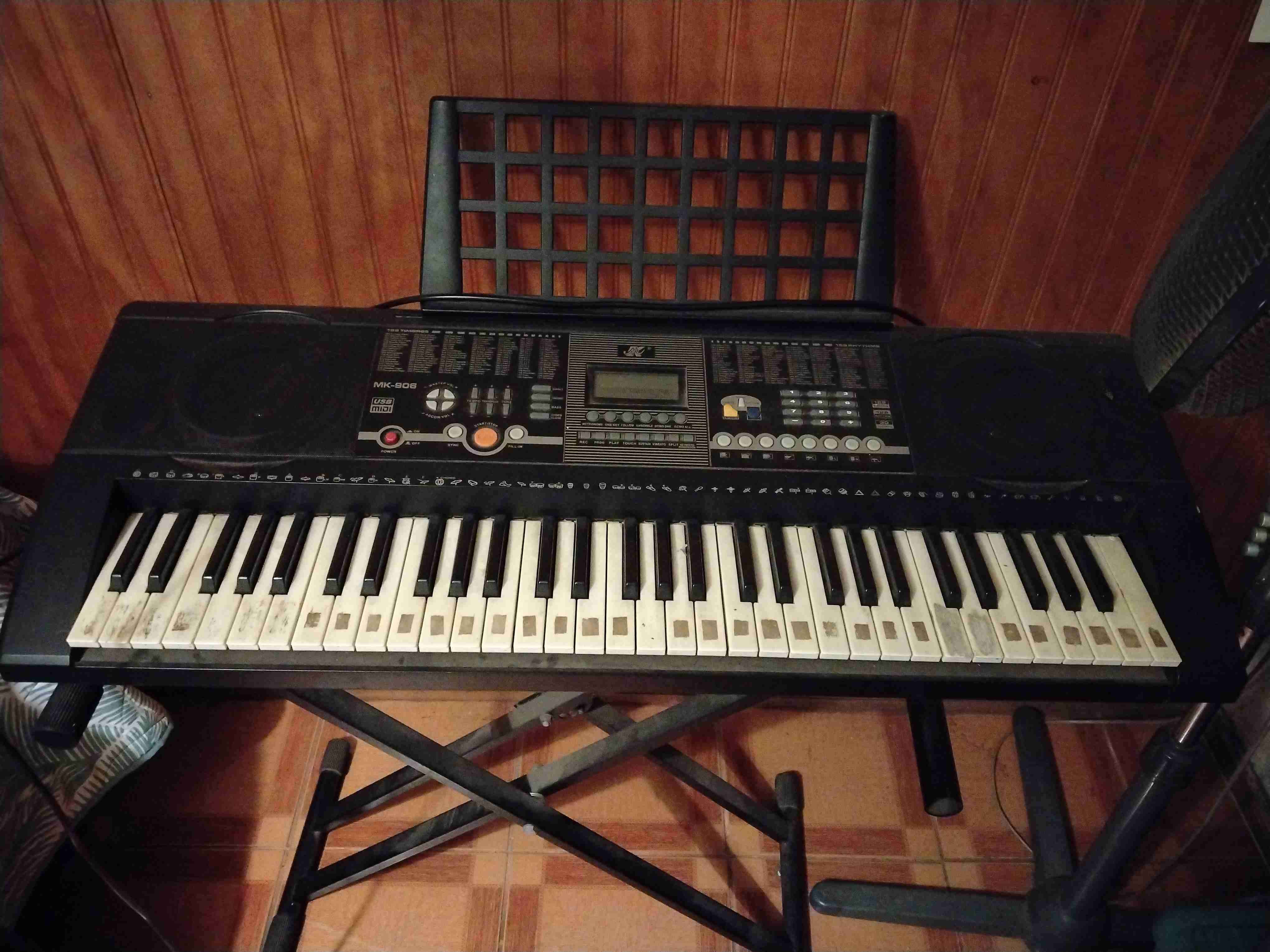 Teclado electrónico con soporte - miniatura 2