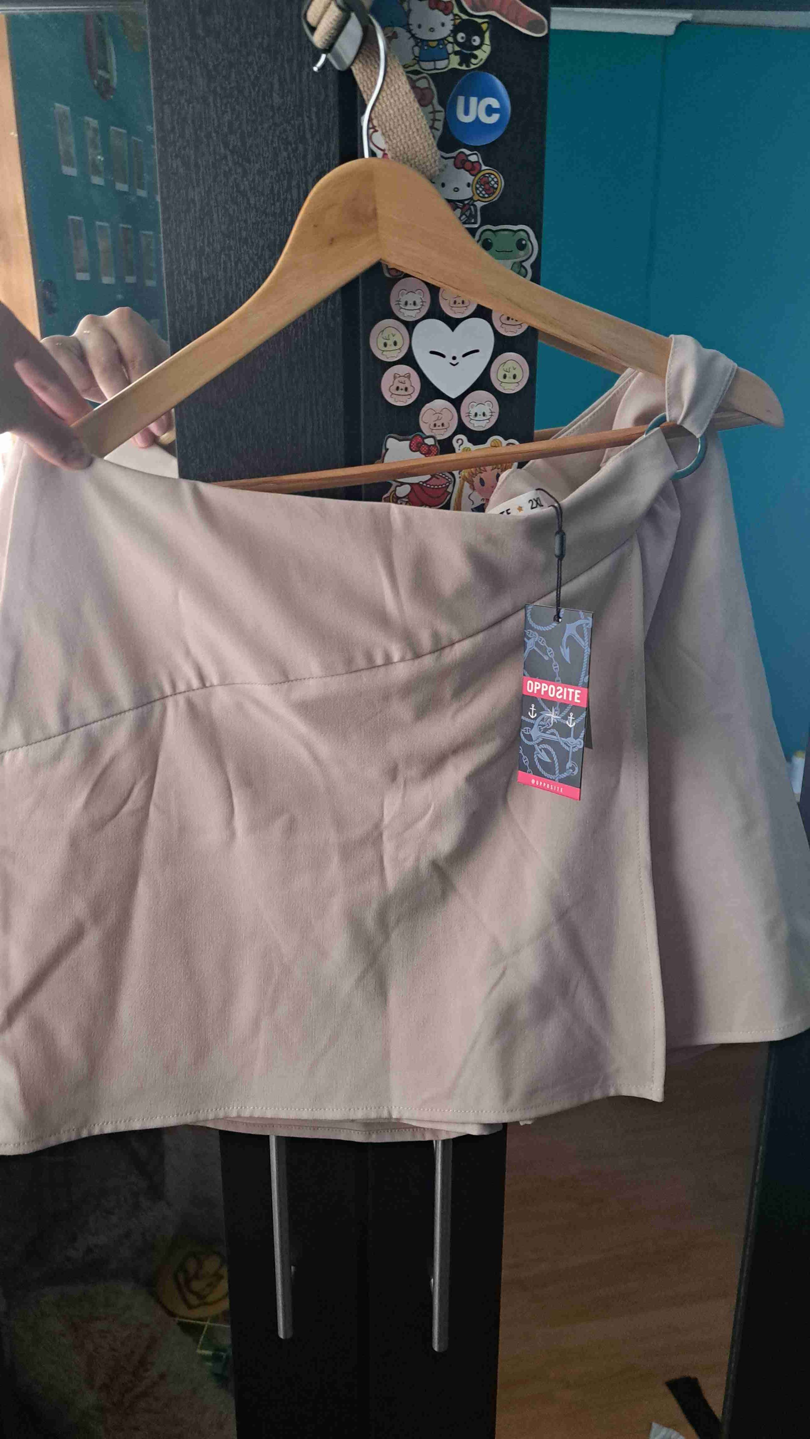 Falda short beige Opposite nueva - miniatura 1