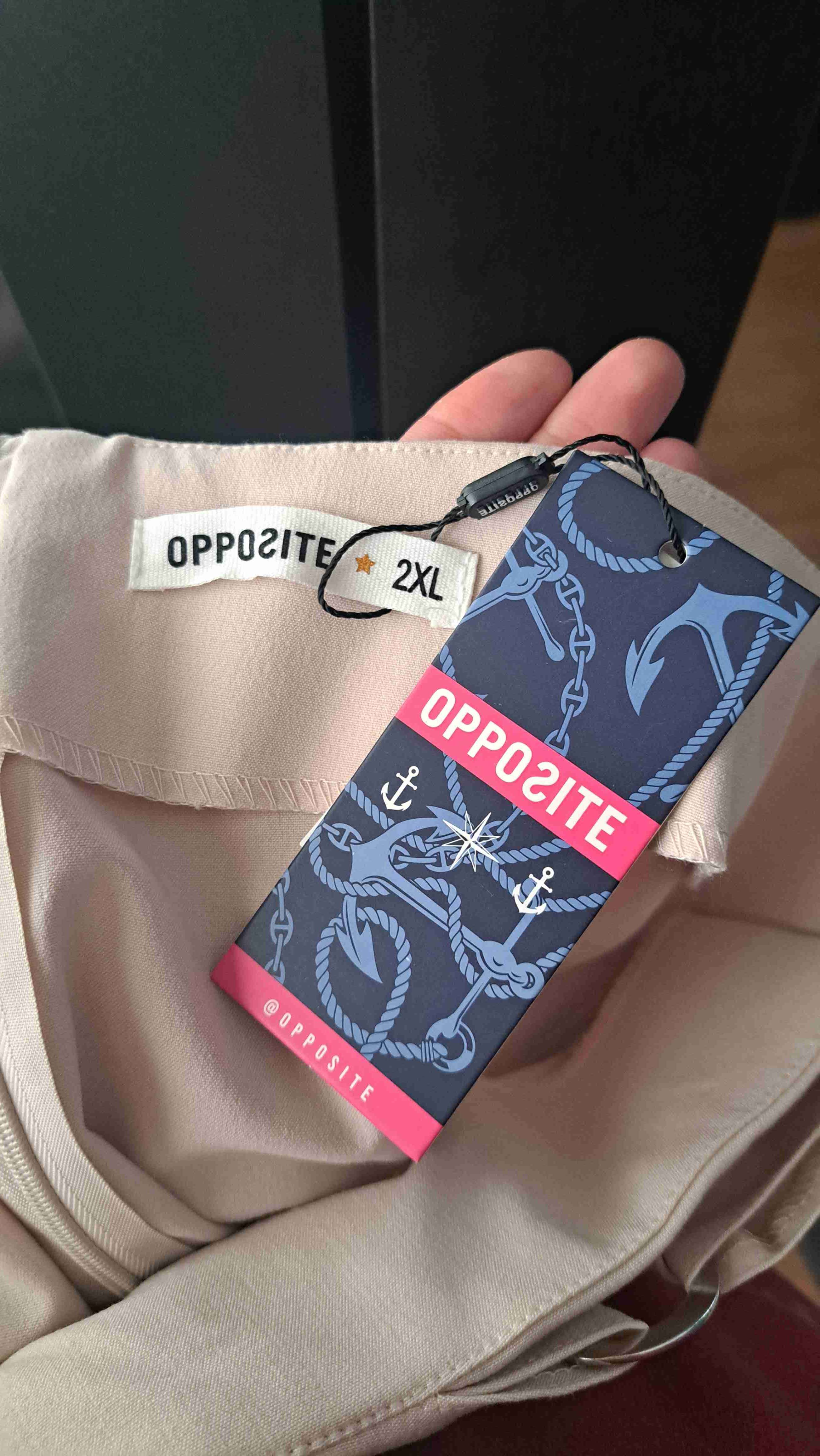 Falda short beige Opposite nueva - miniatura 2