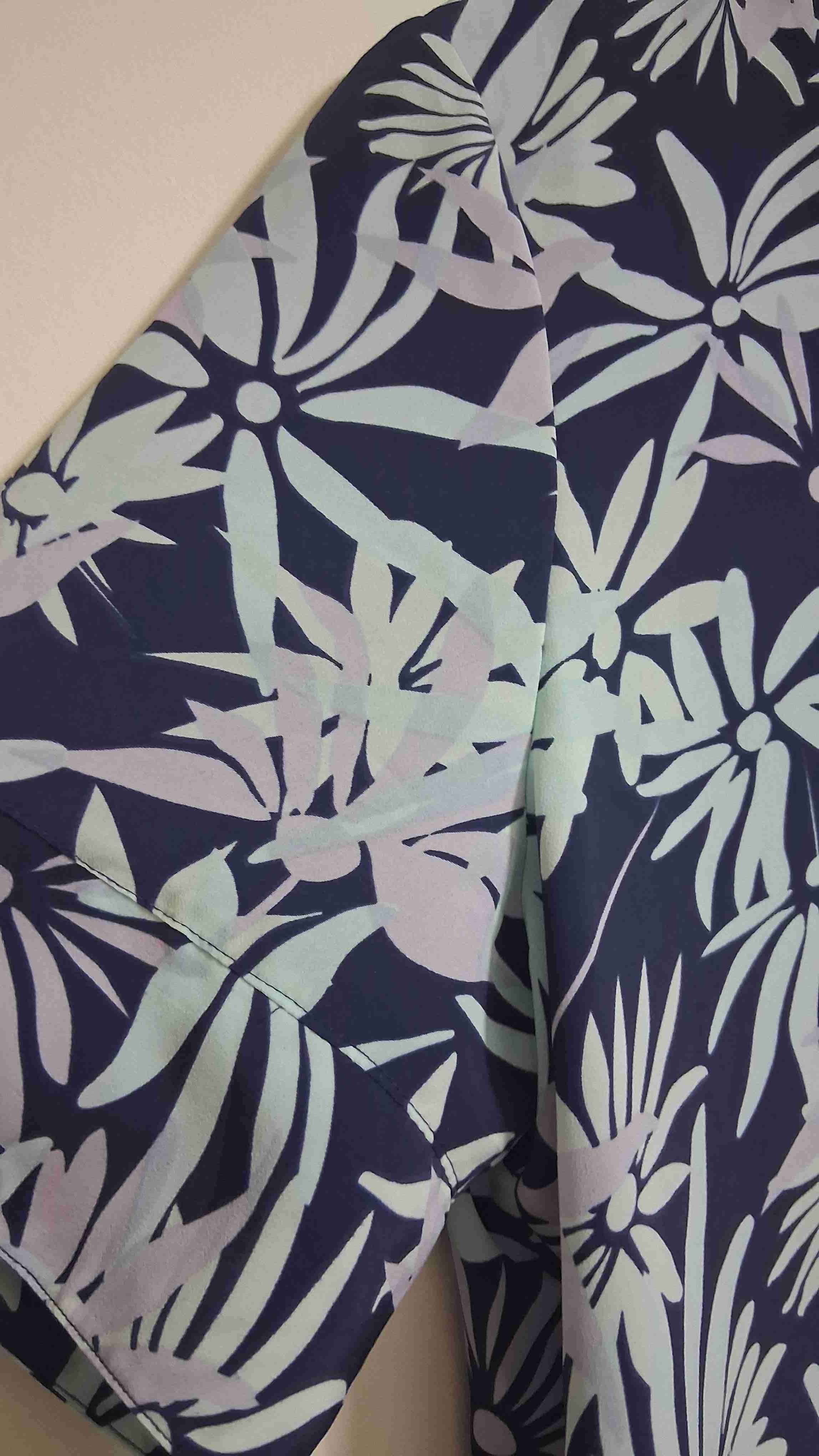 Vestido camisero estampado floral Viaressa.Talla M - miniatura 2