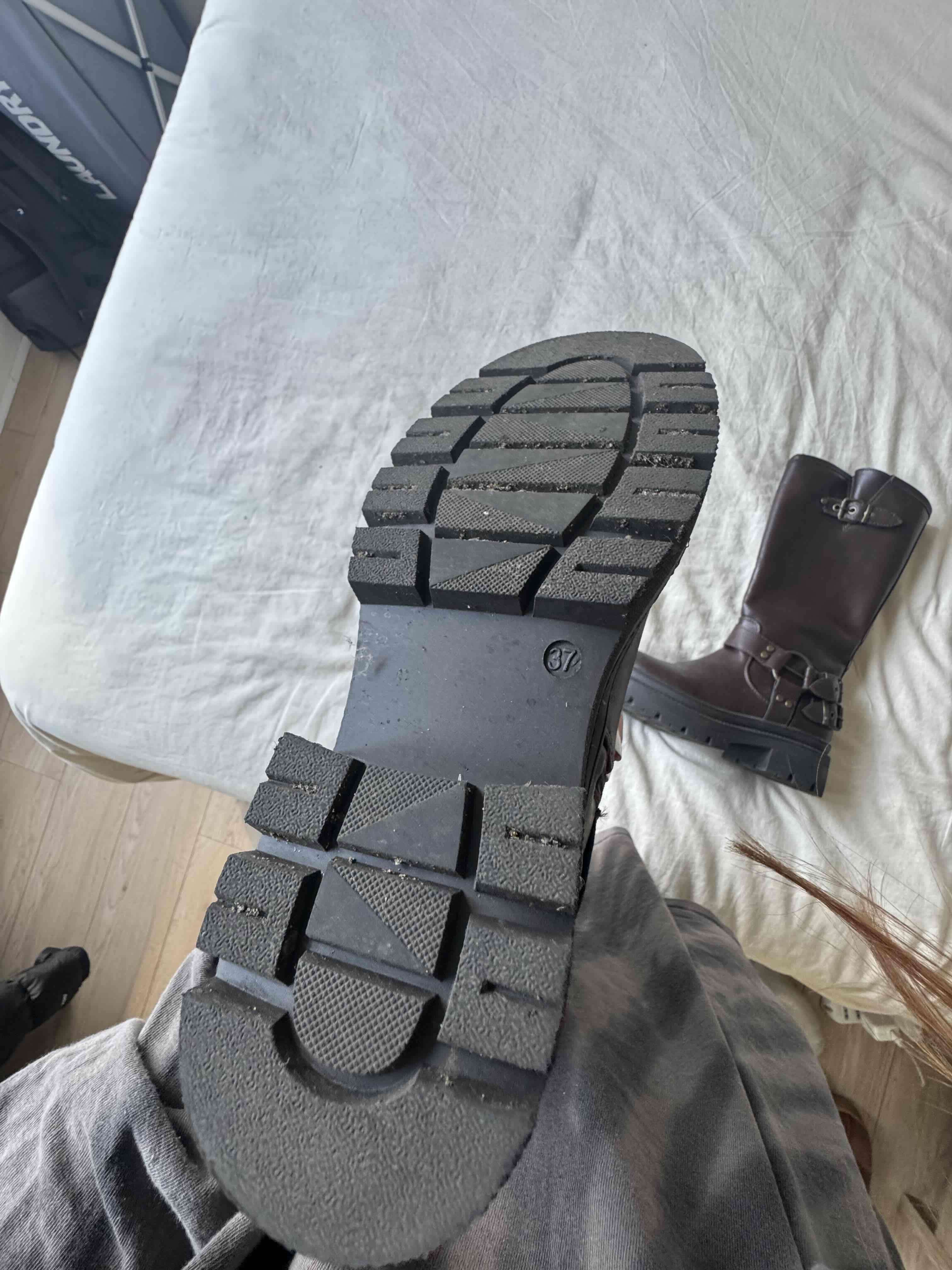 Botas de cuero - miniatura 3