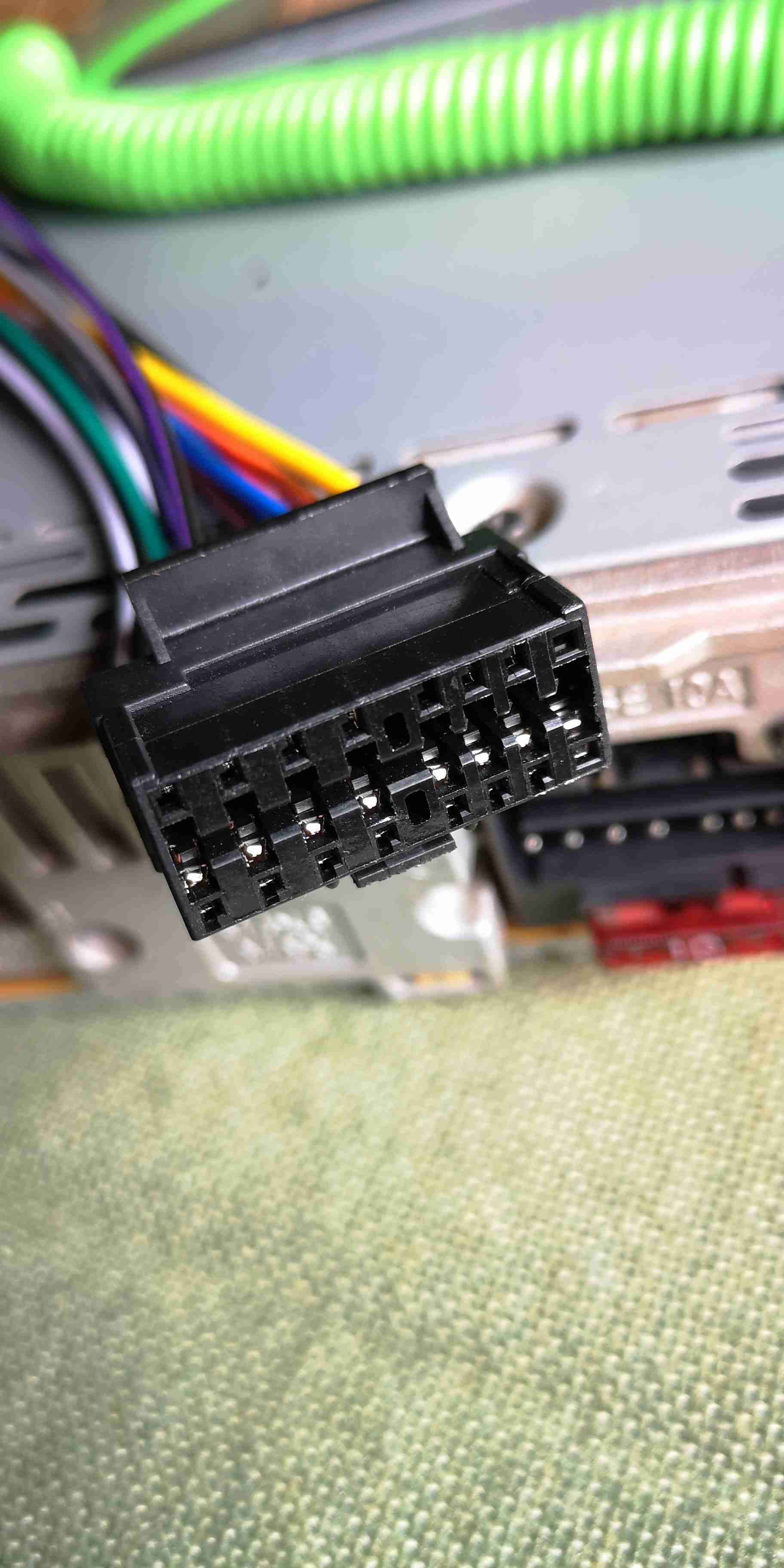 Conector eléctrico automotriz Sony