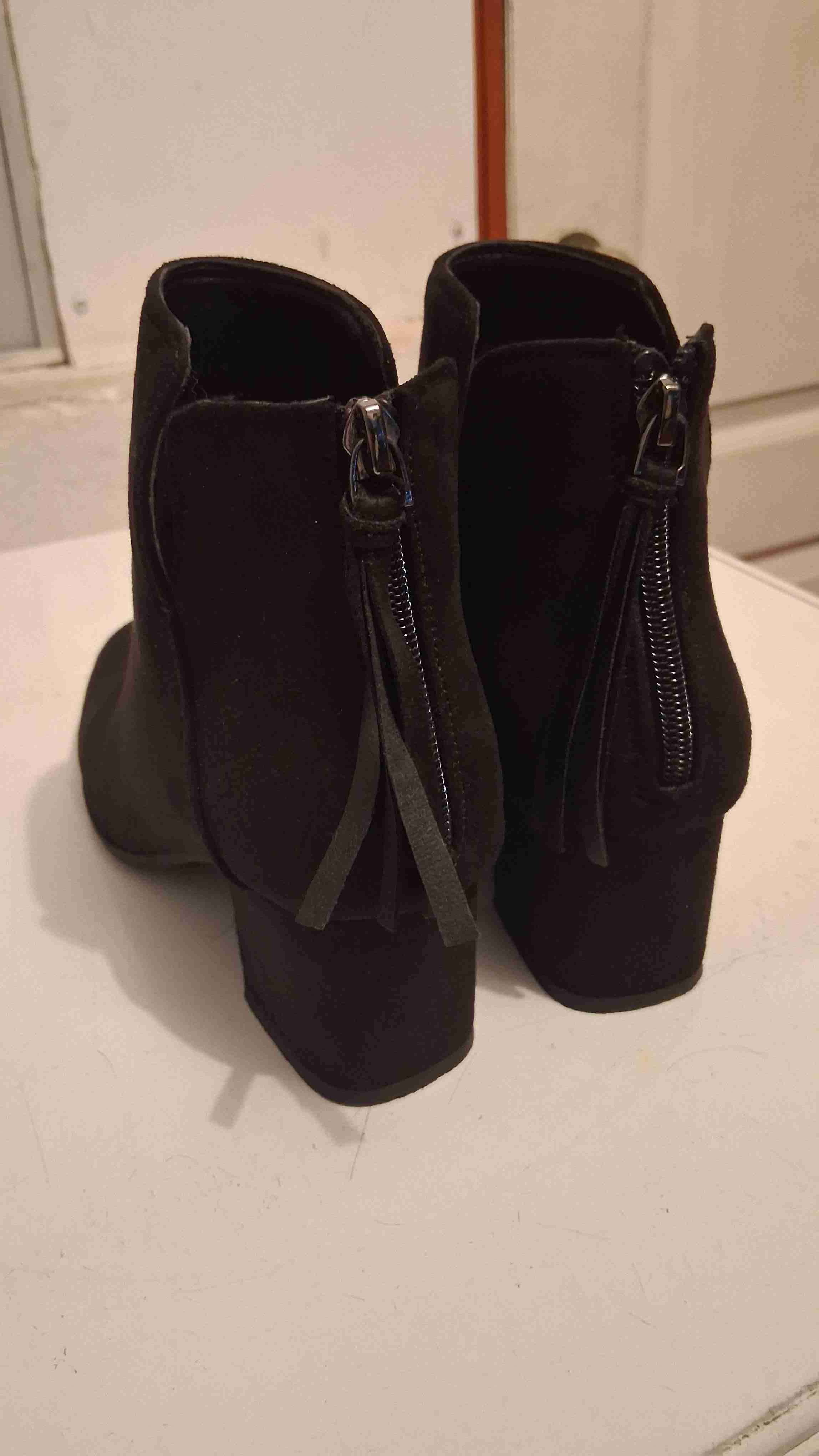 Botín de gamuza T37 marca Weide.. Poco uso - miniatura 4