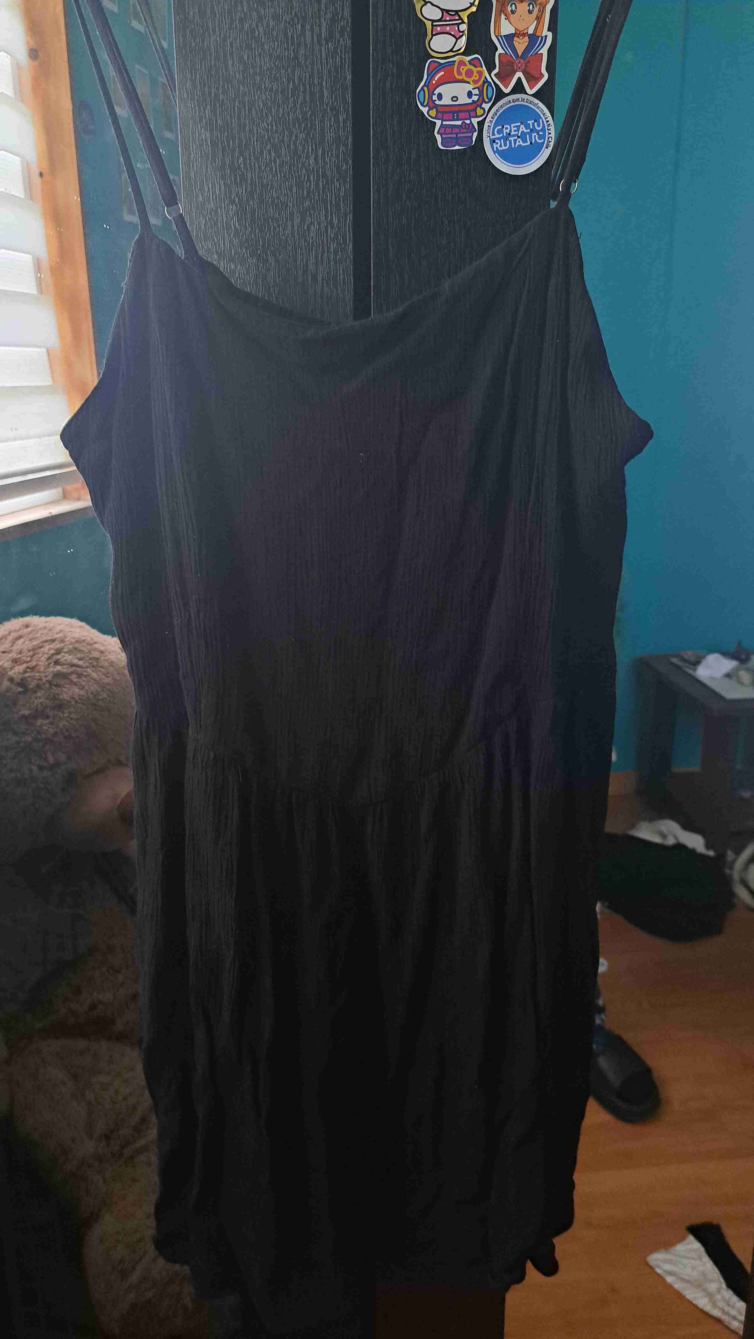 Vestido negro sin mangas - miniatura 1