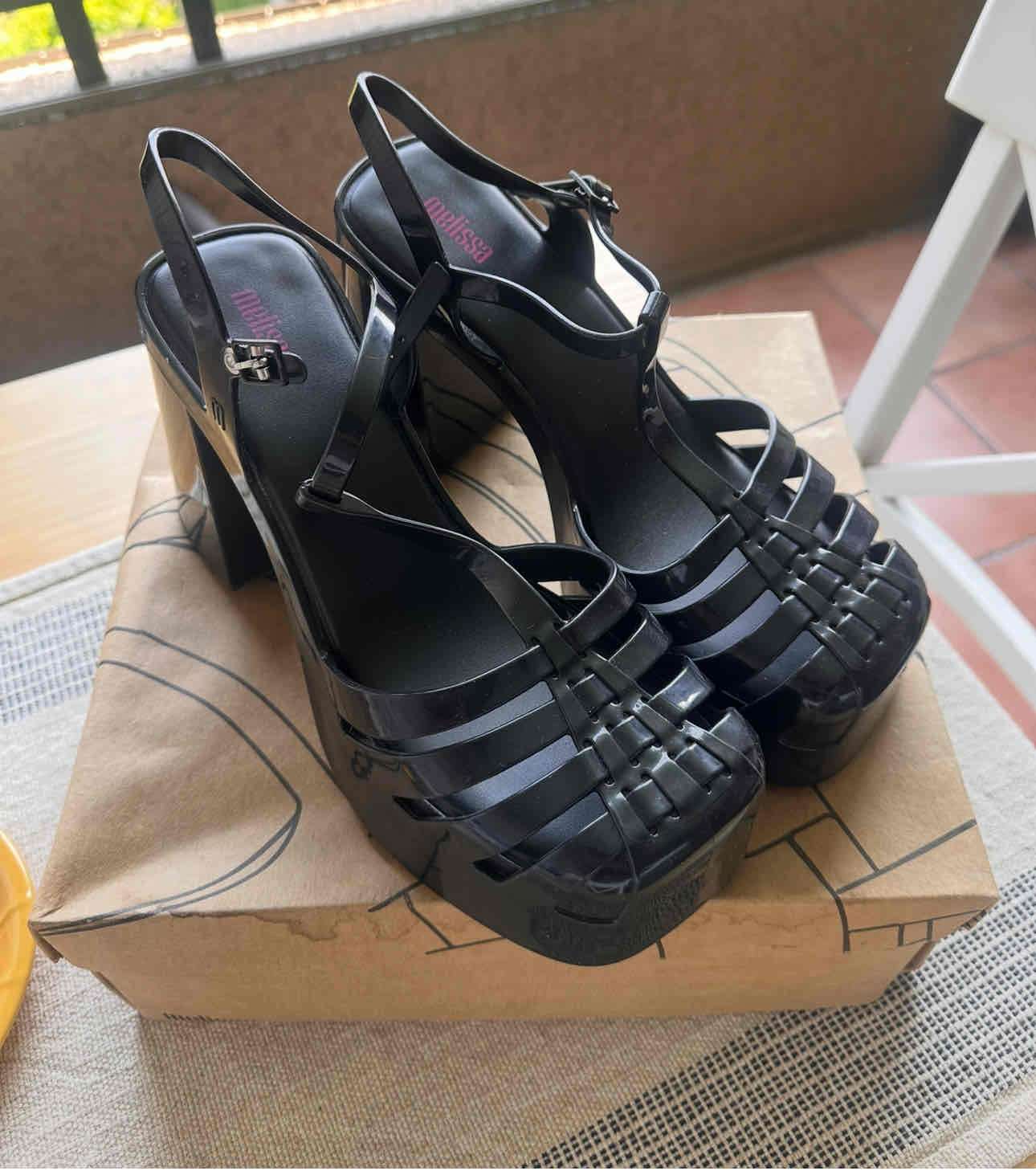 Sandalia alta negra Melissa - miniatura 3