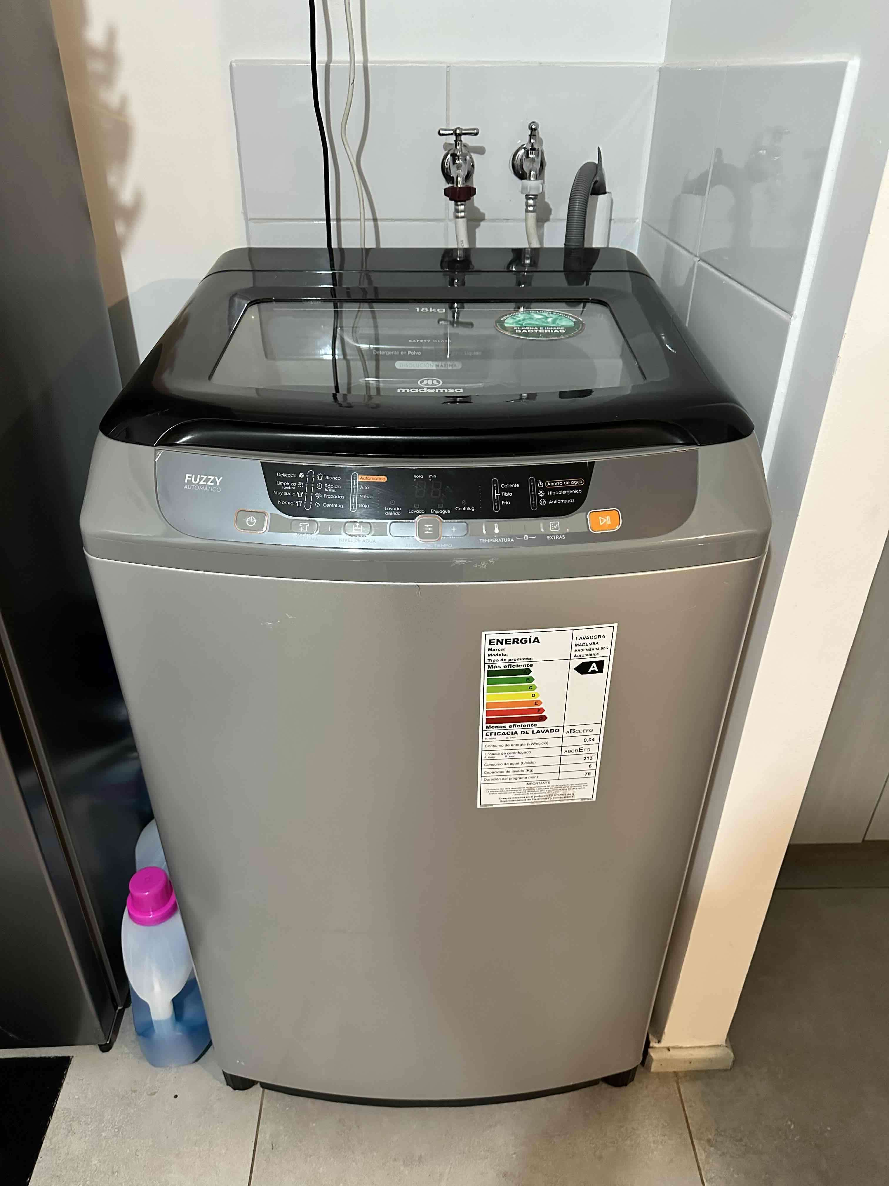 Lavadora Mademsa carga superior 18 kg - miniatura 1