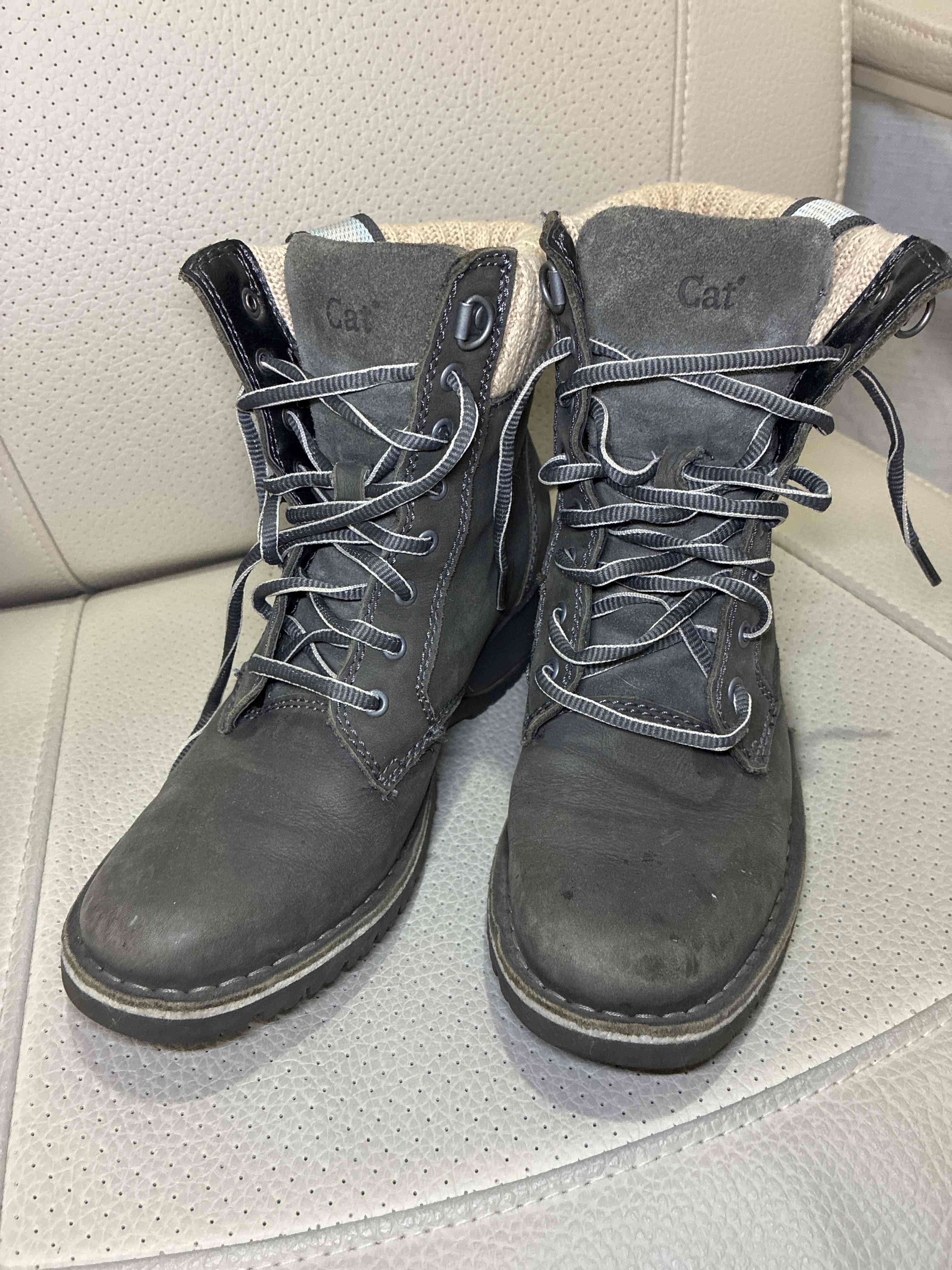 Botas grises Caterpillar - miniatura 1