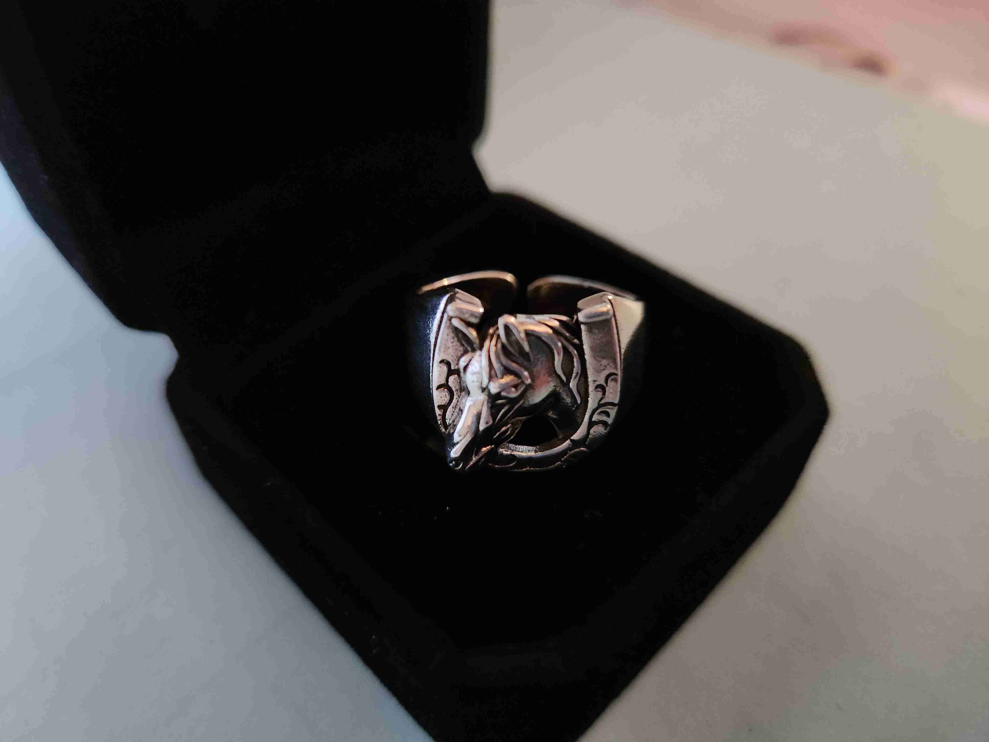 Anillo de plata s925 con diseño de caballo - miniatura 3