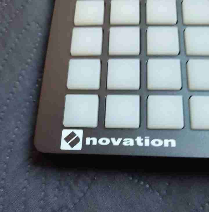 Launch Pad mini MK2 Novation - miniatura 5