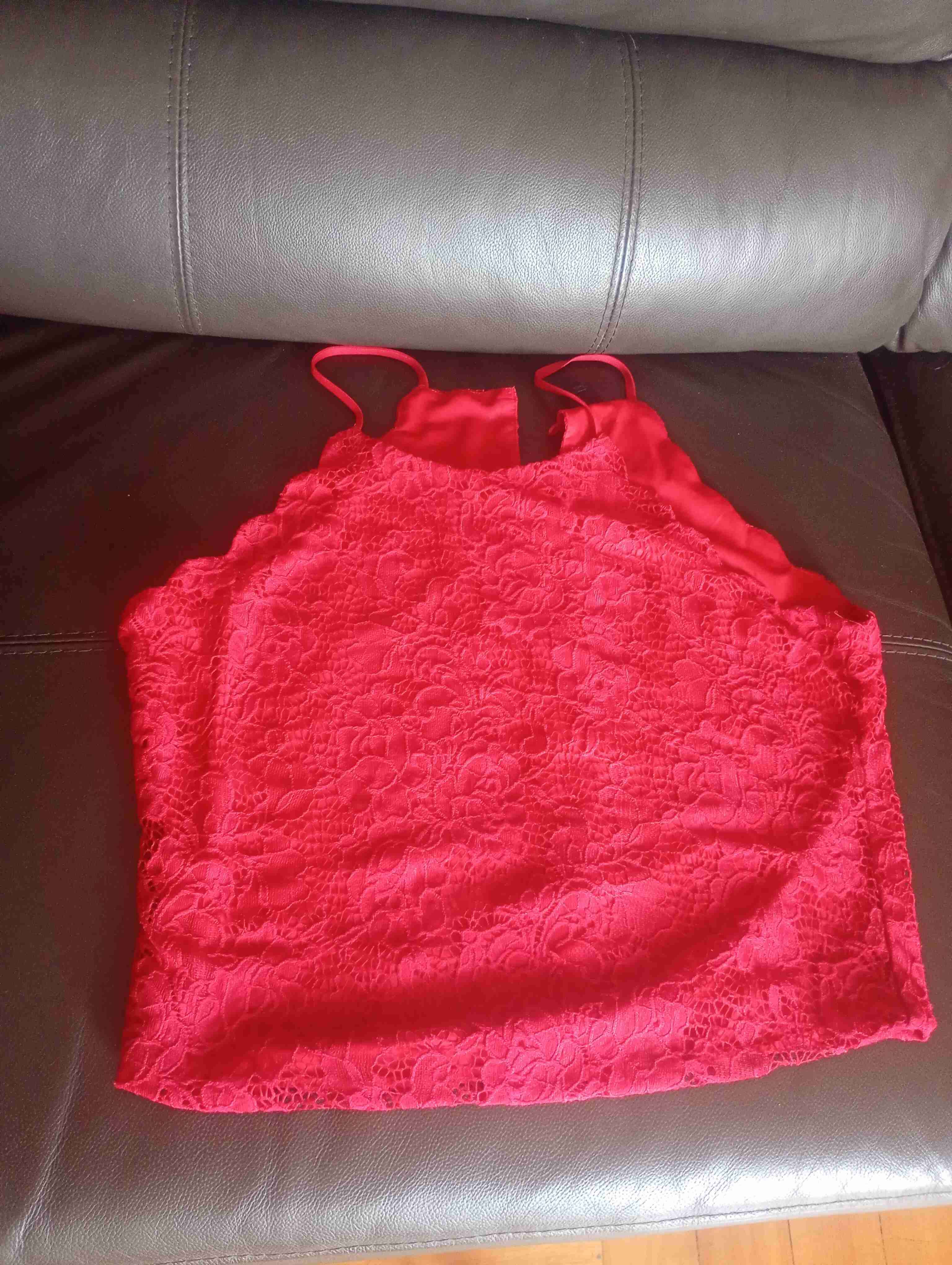 Top rojo de encaje - miniatura 1