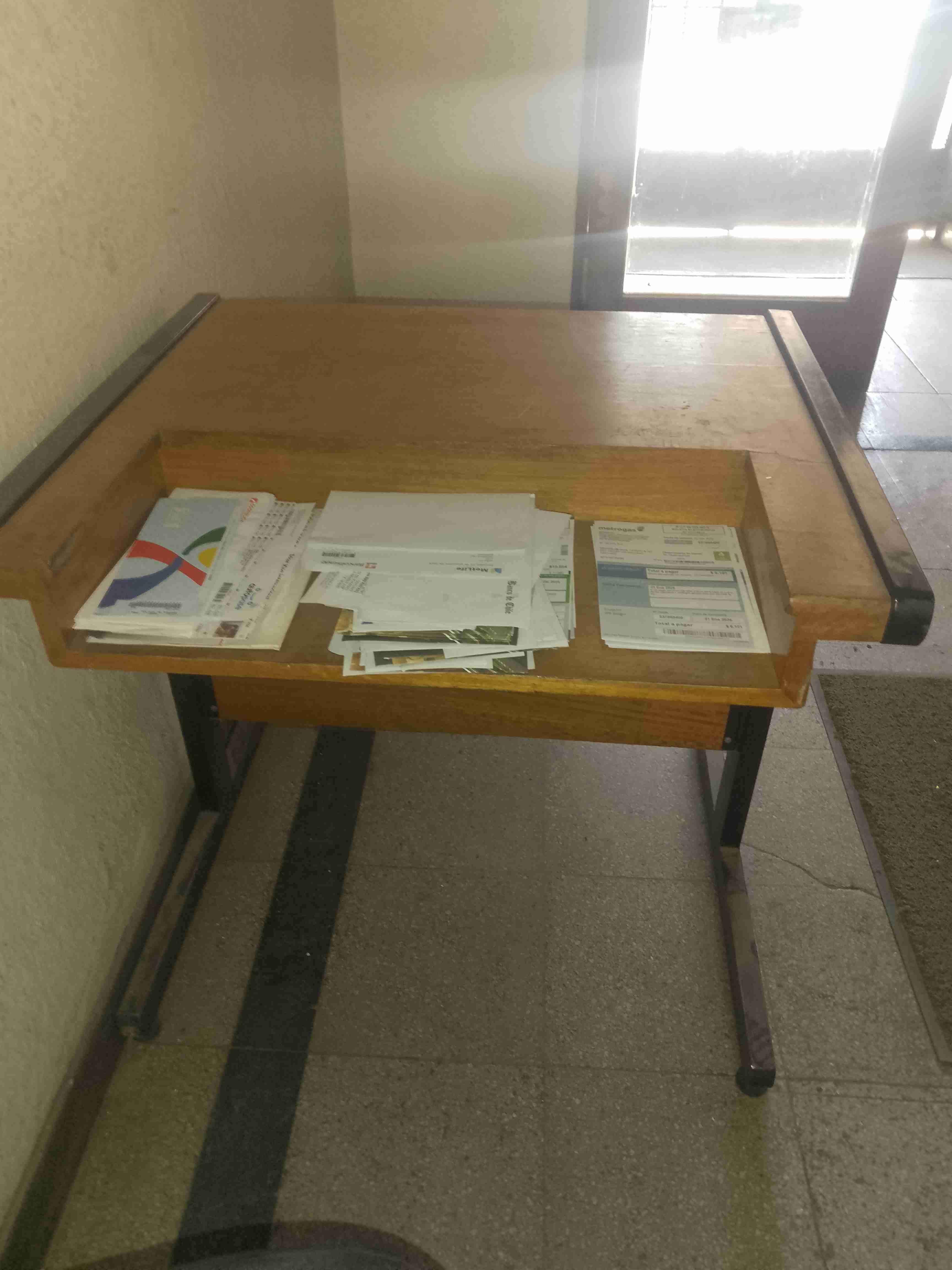 Escritorio de oficina madera y metal - miniatura 3