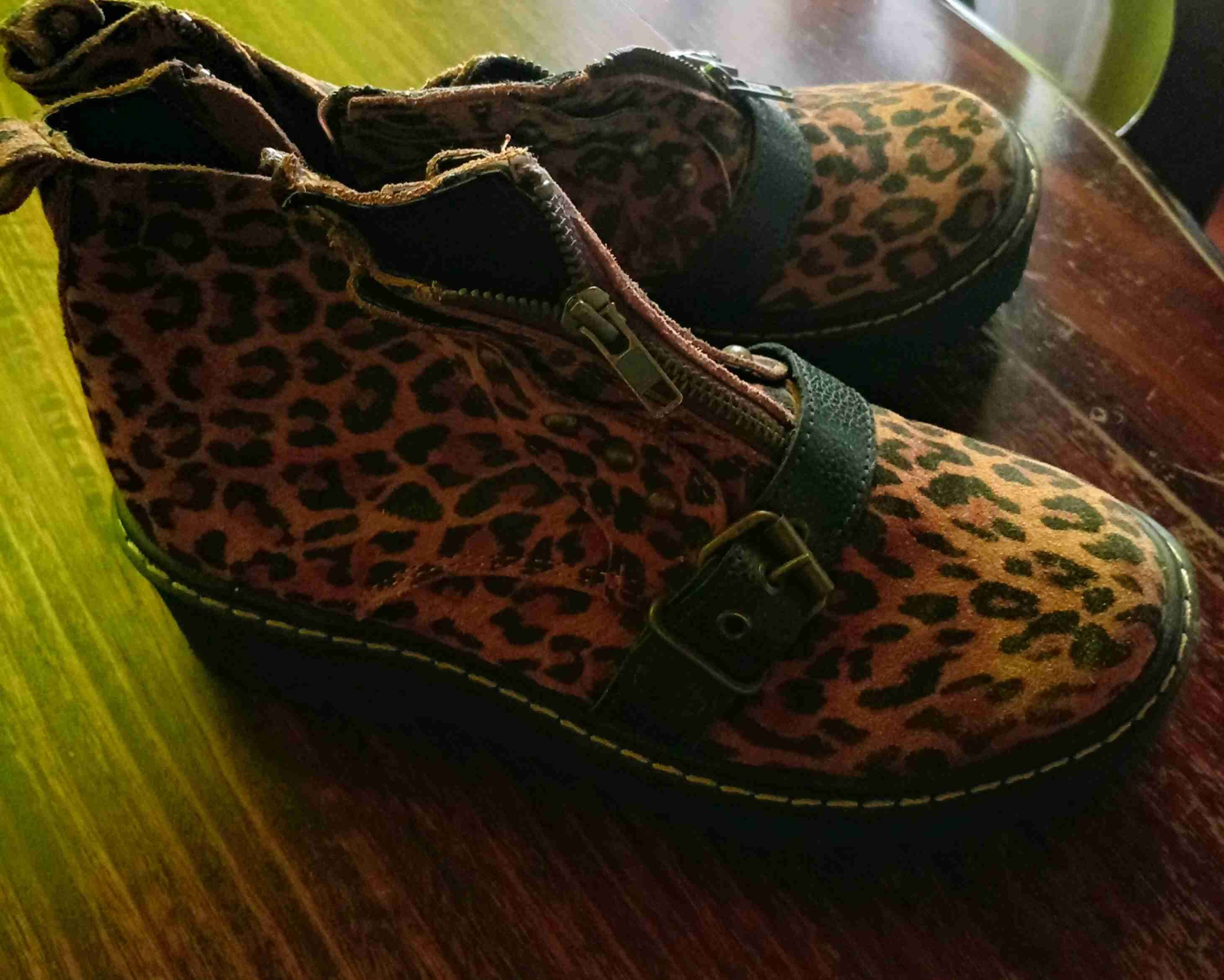 Botines estilo leopardo - miniatura 2