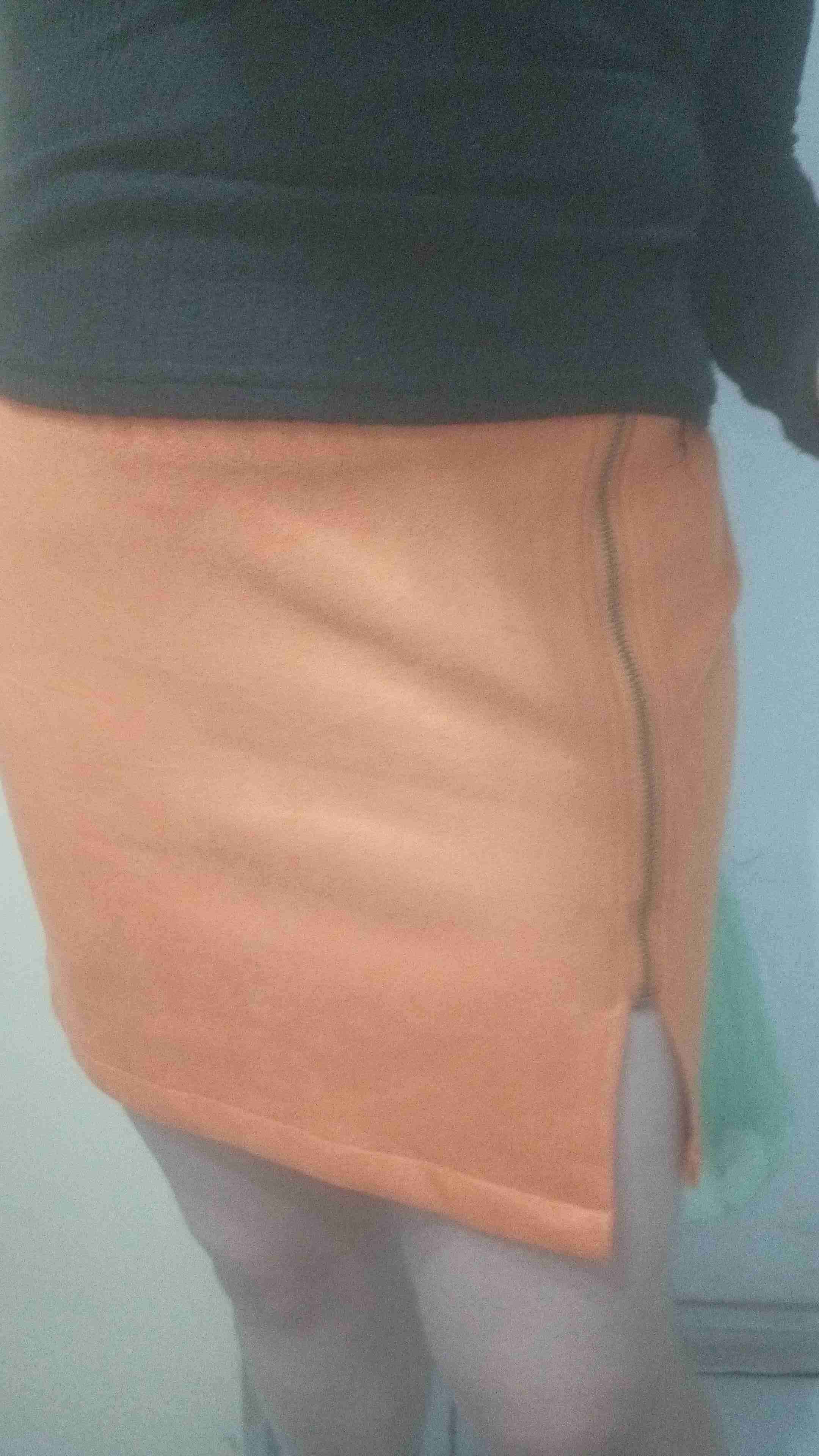 Mini falda naranja - miniatura 3