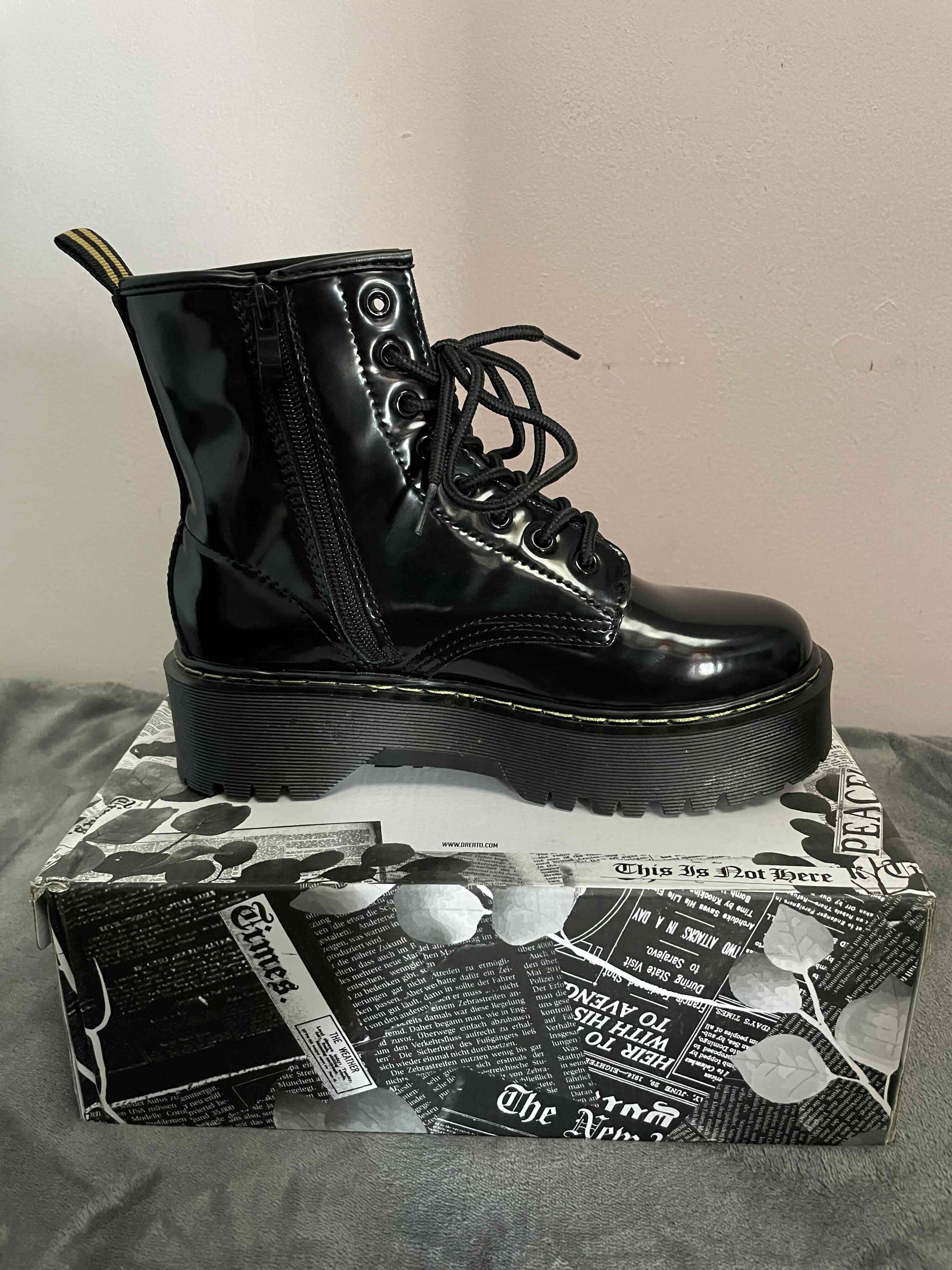 Botines negros de charol plataforma - miniatura 2