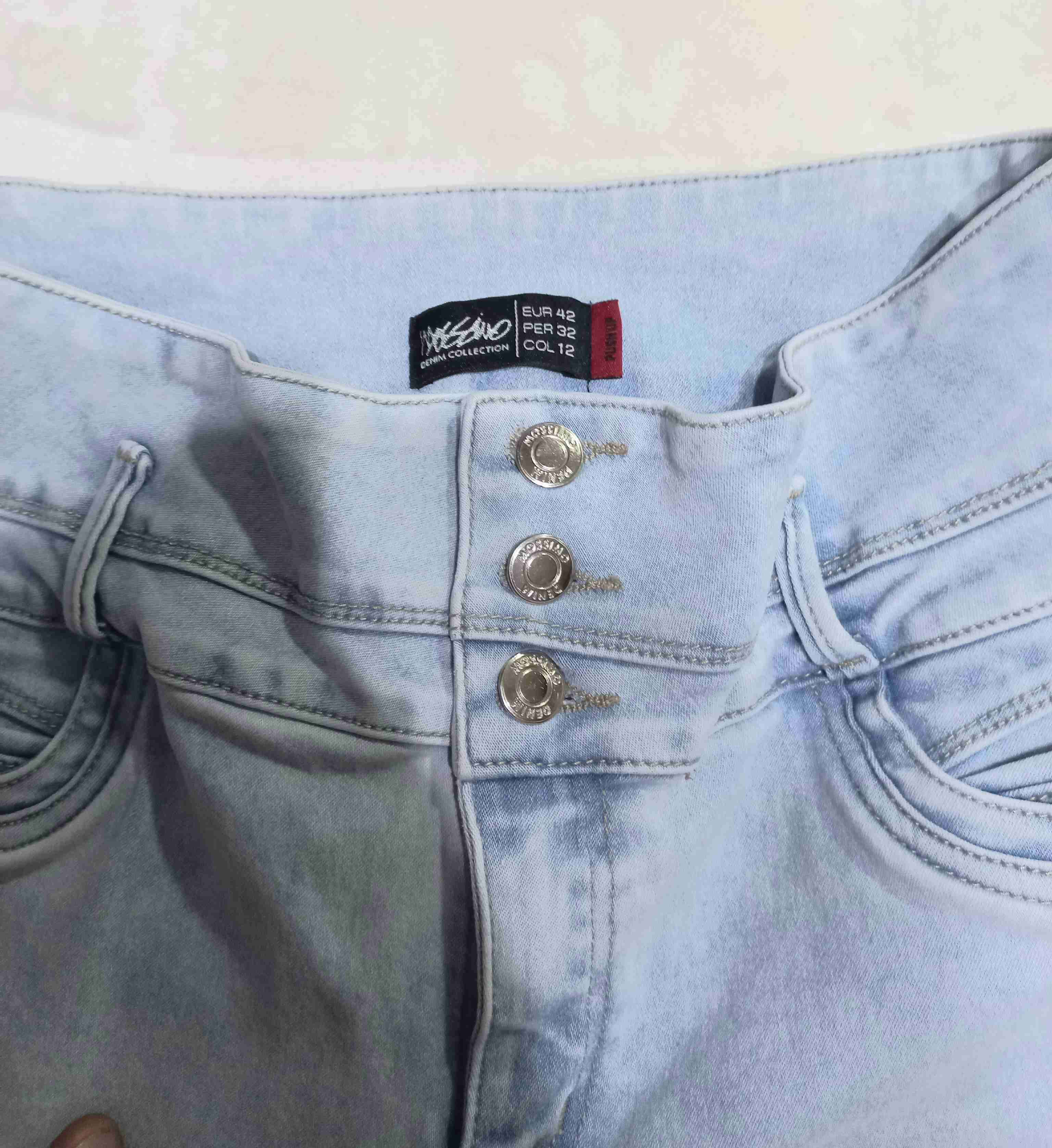 Jeans celestes rotos mujer - miniatura 3