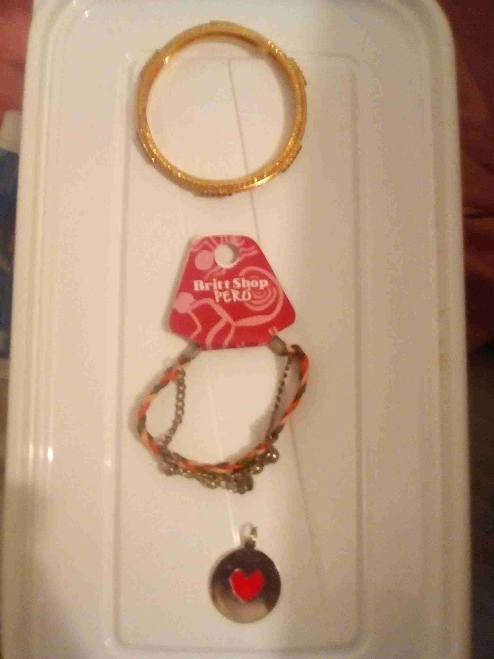 Brazalete trenzado con dijes - miniatura 3