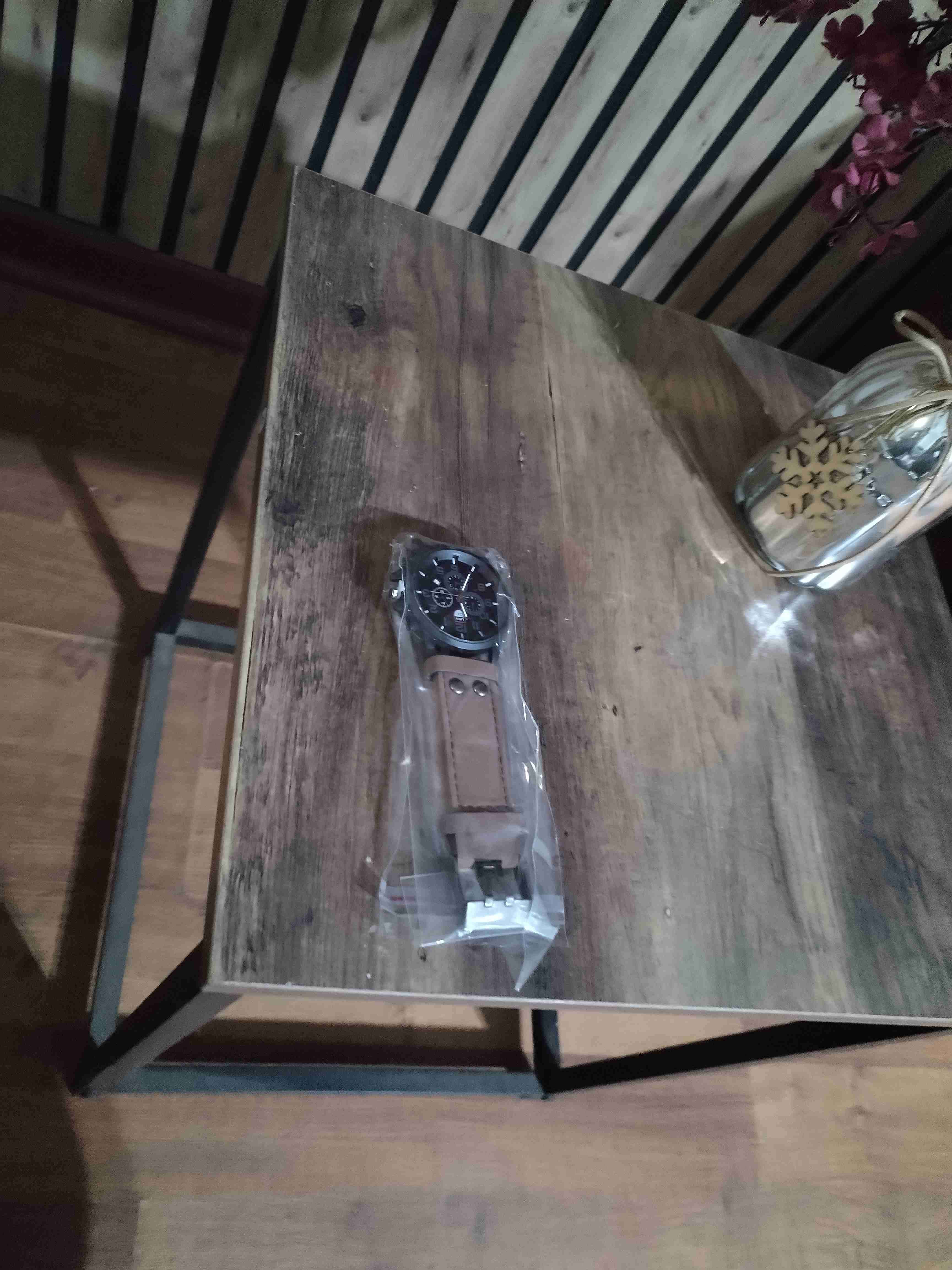 Reloj Análogo con correa marrón - miniatura 2