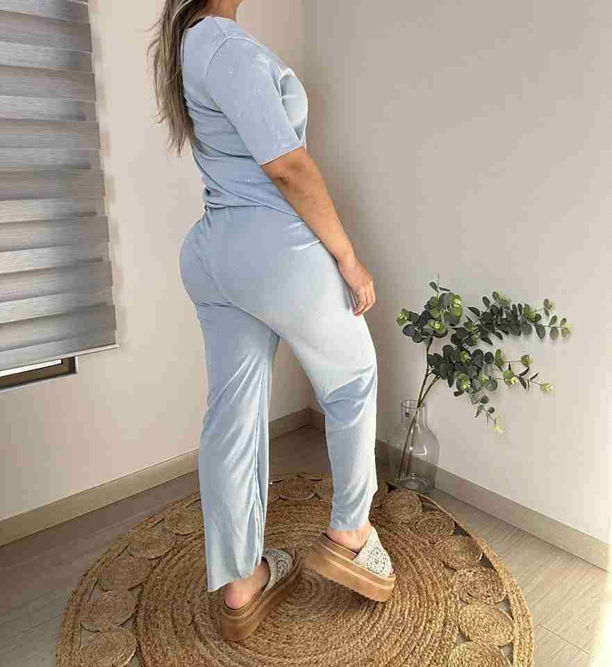 Conjunto blusa y pantalón - miniatura 4