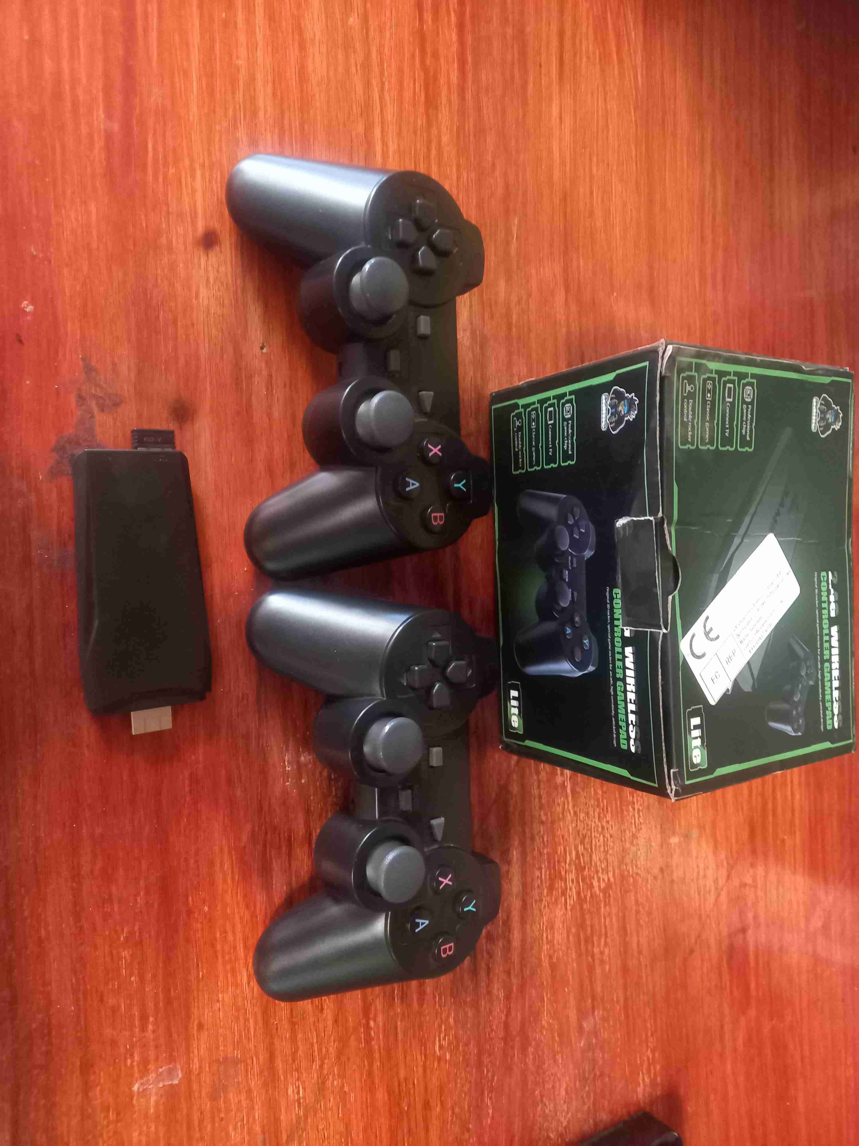 Joystick inalámbrico para consola - miniatura 1