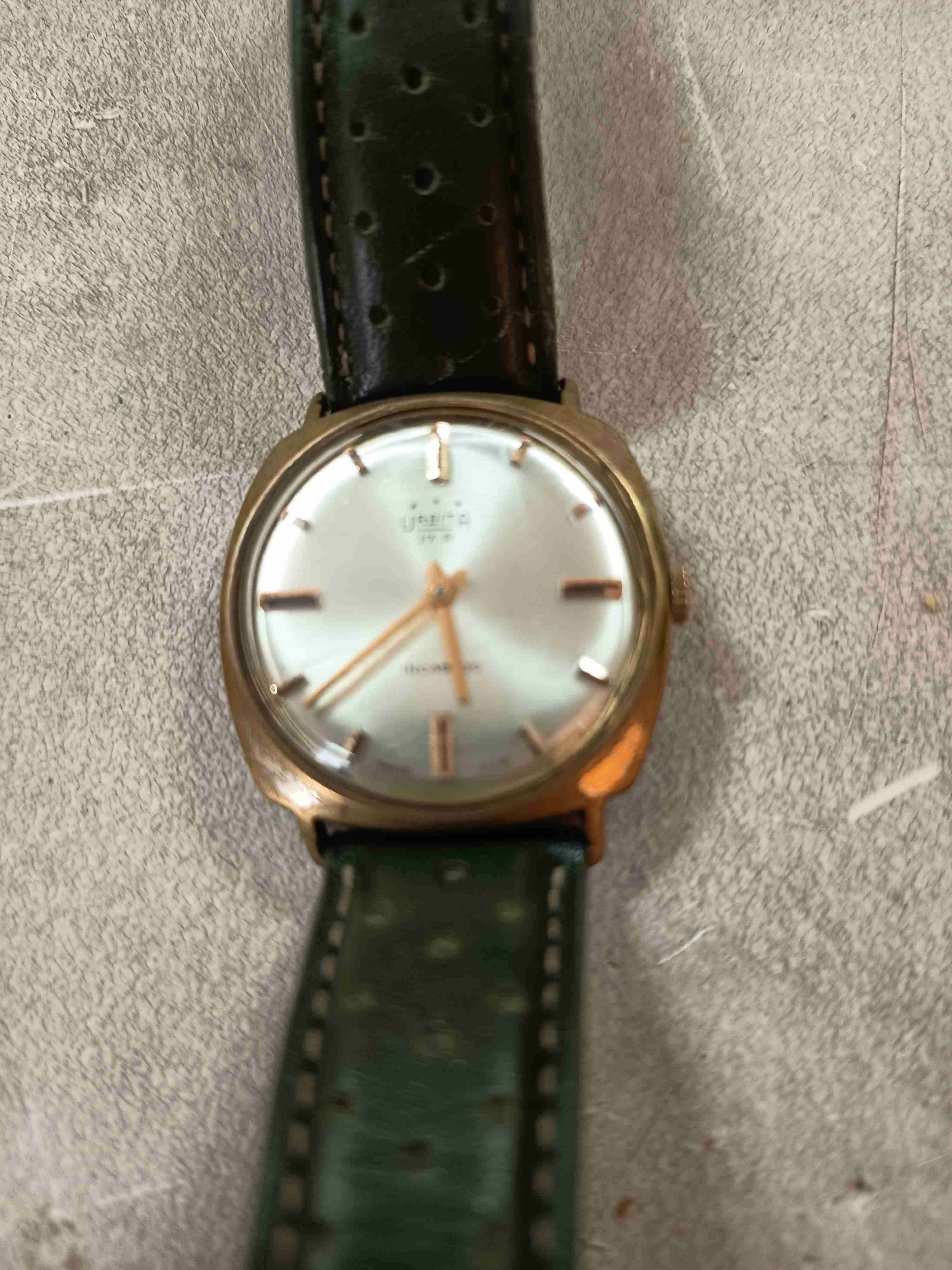 Reloj de pulsera marca Urbita - miniatura 1