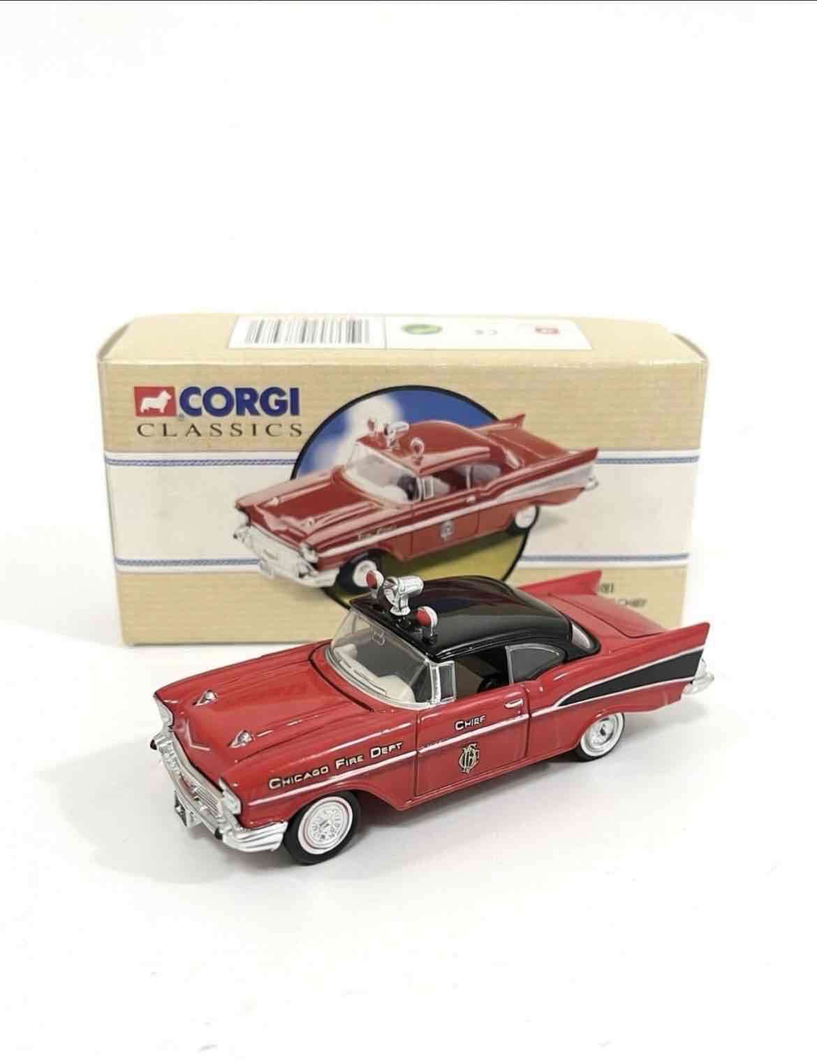 Auto a escala Corgi Classics rojo