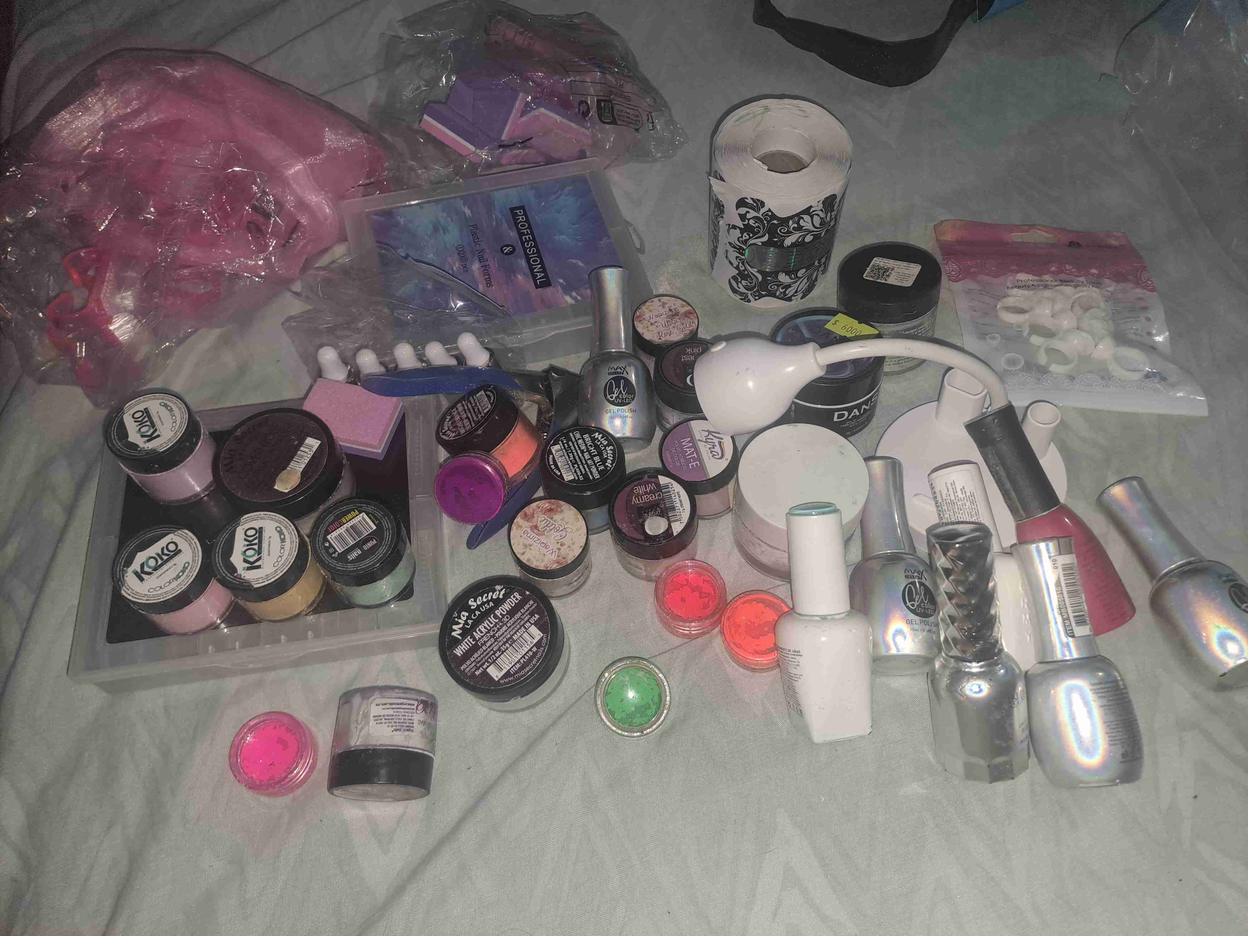 Kit de esmaltes y accesorios para uñas