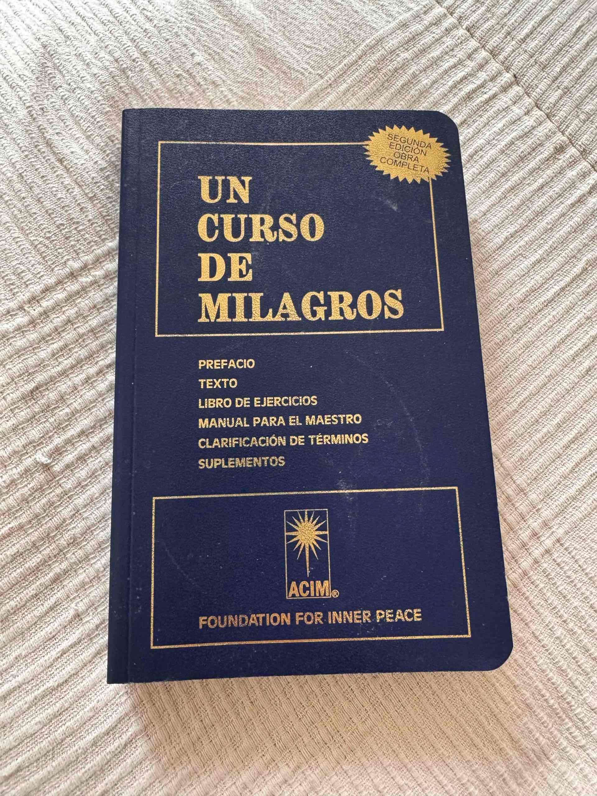 Libro 'Un Curso de Milagros' - miniatura 1