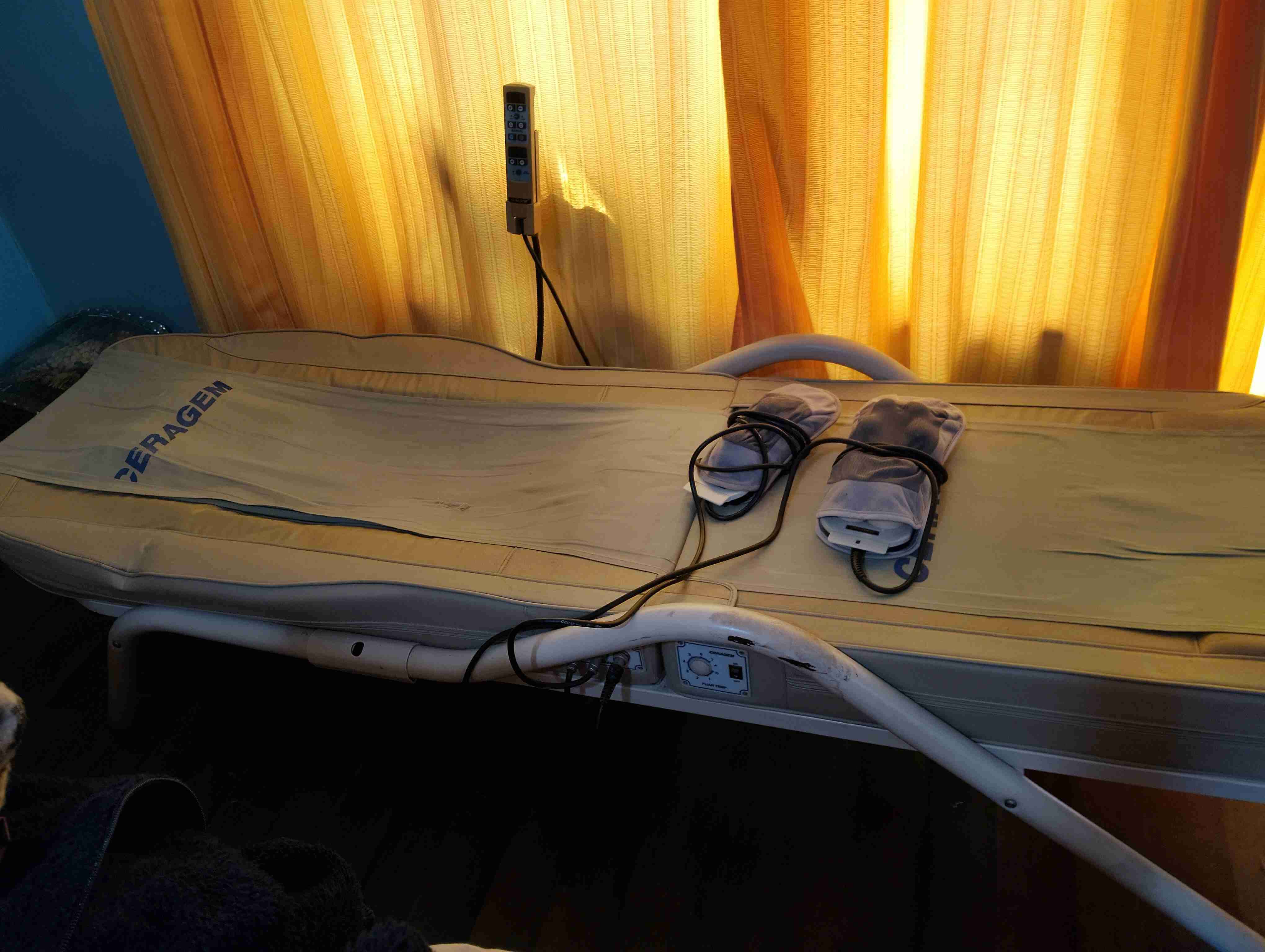 Cama de masaje Ceragem - miniatura 2