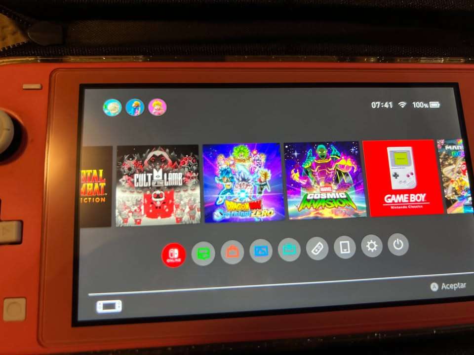 Nintendo Switch Lite desbloqueada - miniatura 2