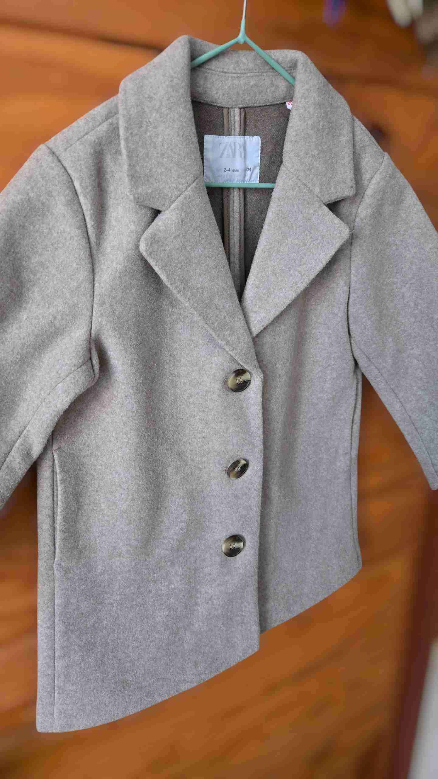 Abrigo Zara beige niña talla 3-4 años - miniatura 1