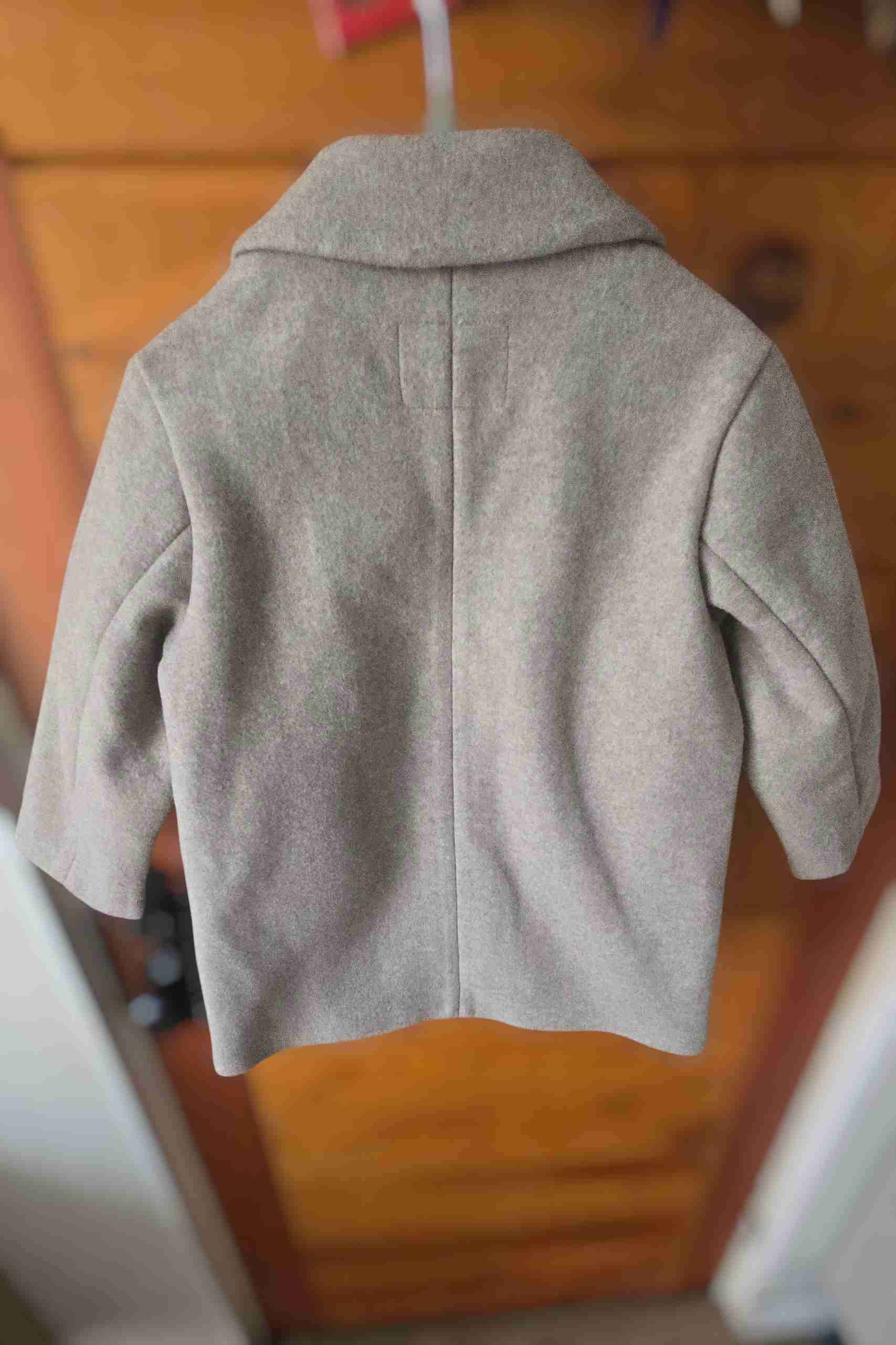 Abrigo Zara beige niña talla 3-4 años - miniatura 2