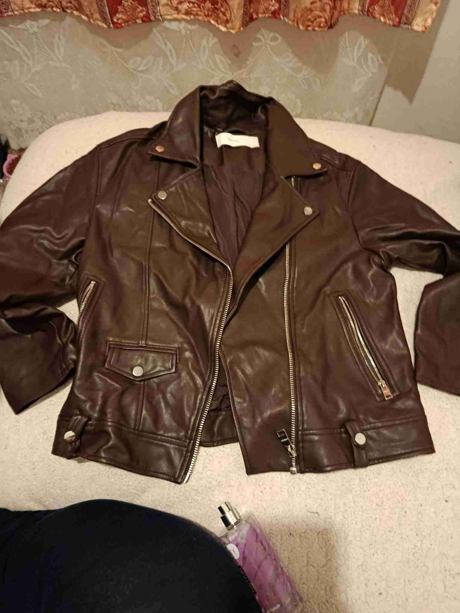 Chaqueta de cuero café