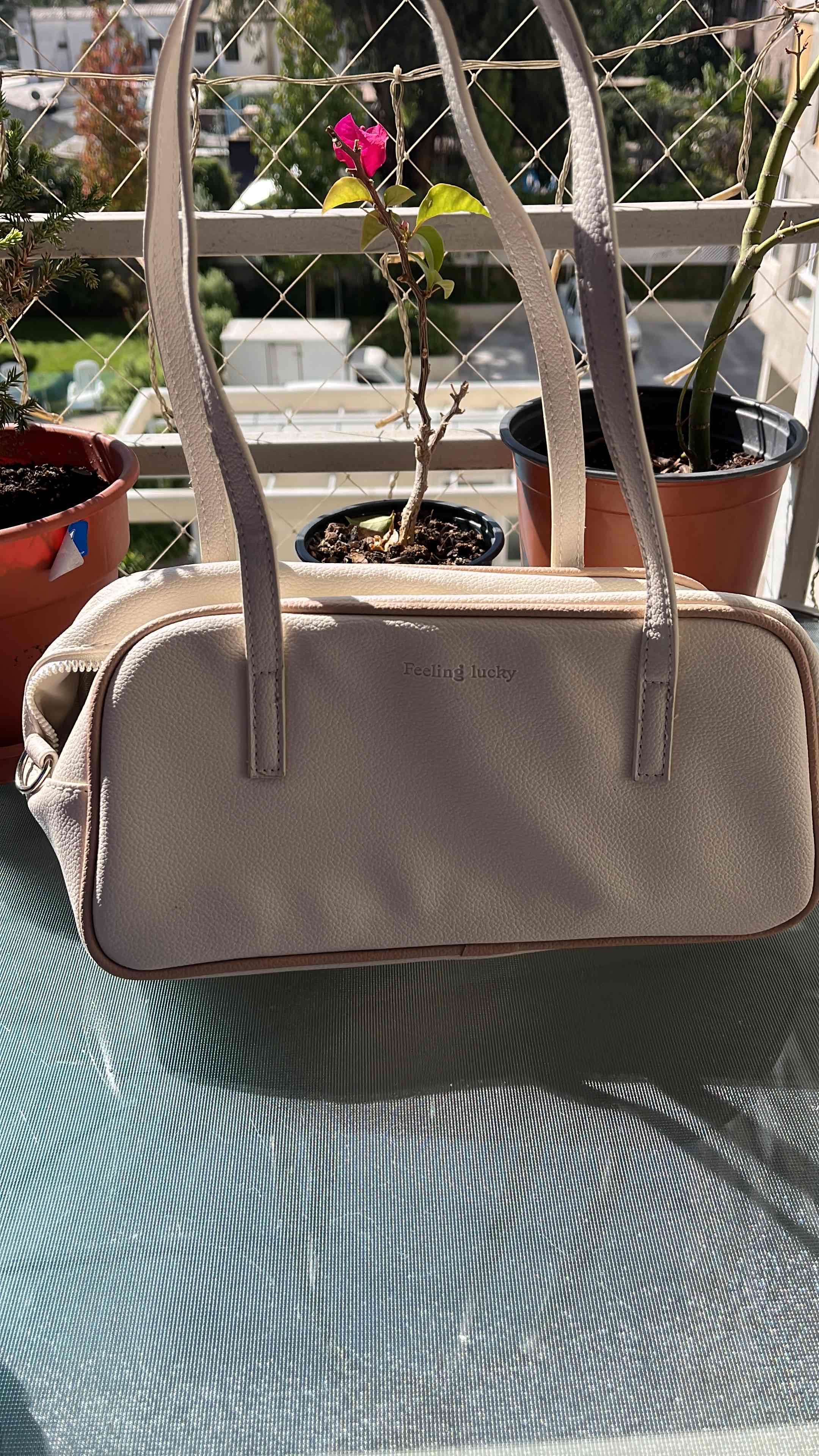 Bolso beige "Feeling Lucky" - miniatura 1