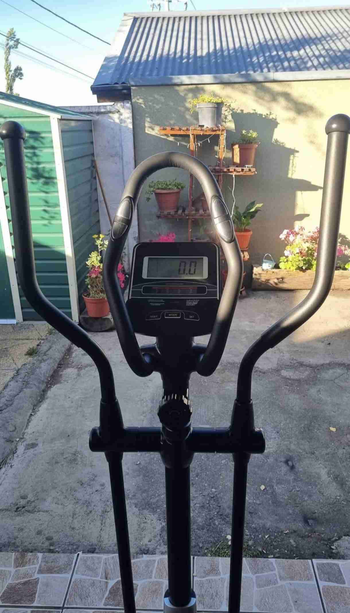 Elíptica de ejercicio negra - miniatura 3