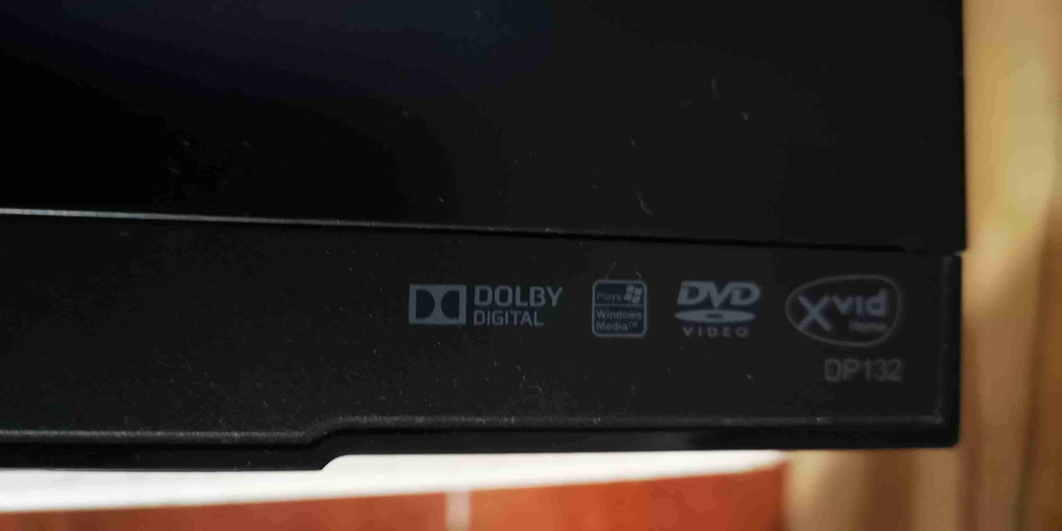 Reproductor DVD LG DP132 - miniatura 3