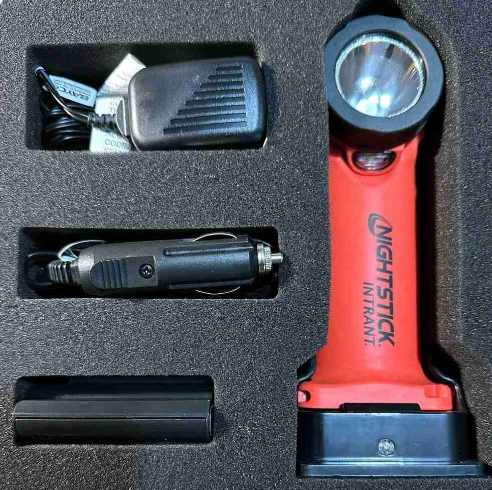 Linterna recargable Nightstick Intrant - miniatura 3