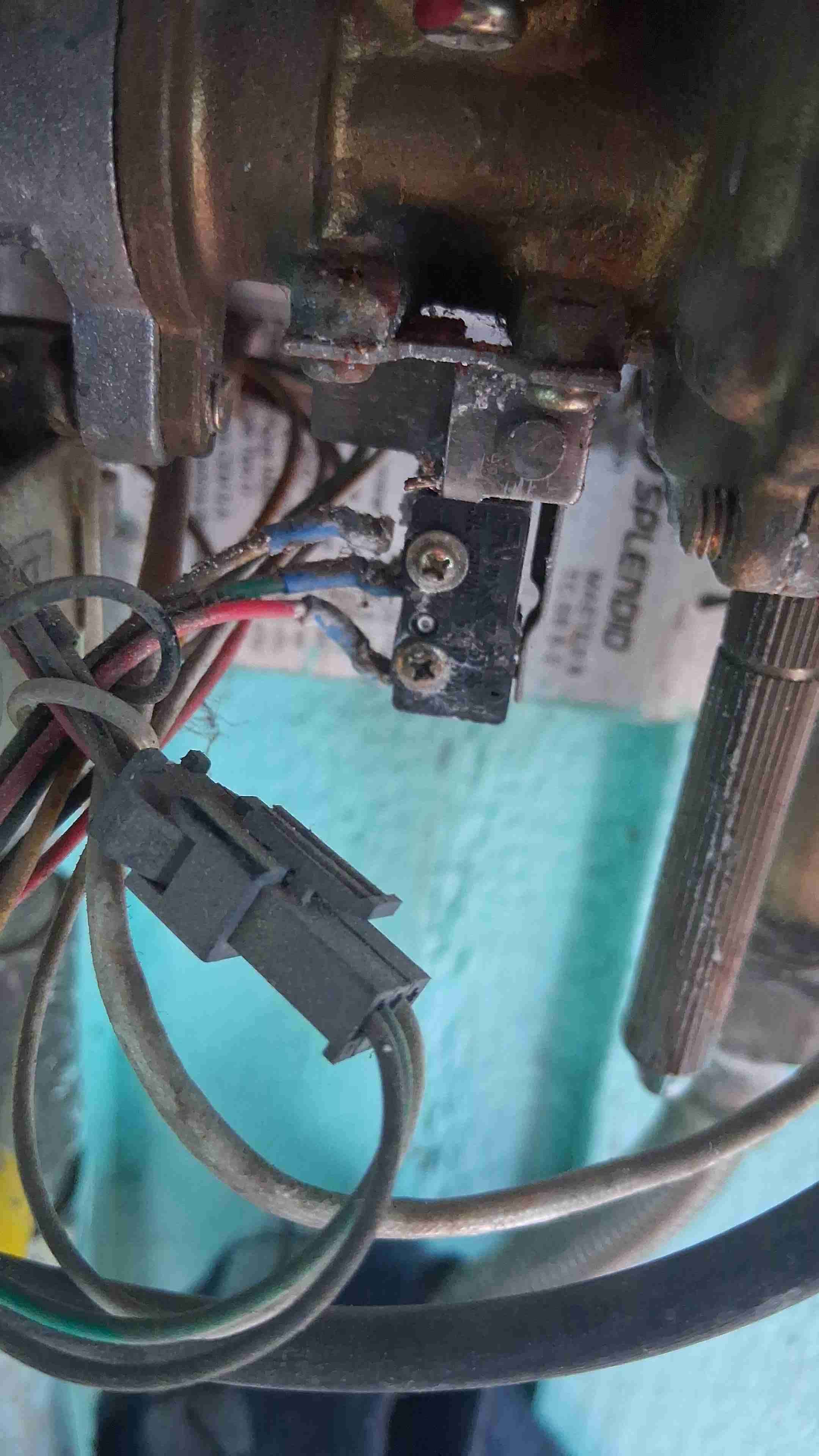 Servicio de mantenimiento de calefont - miniatura 4