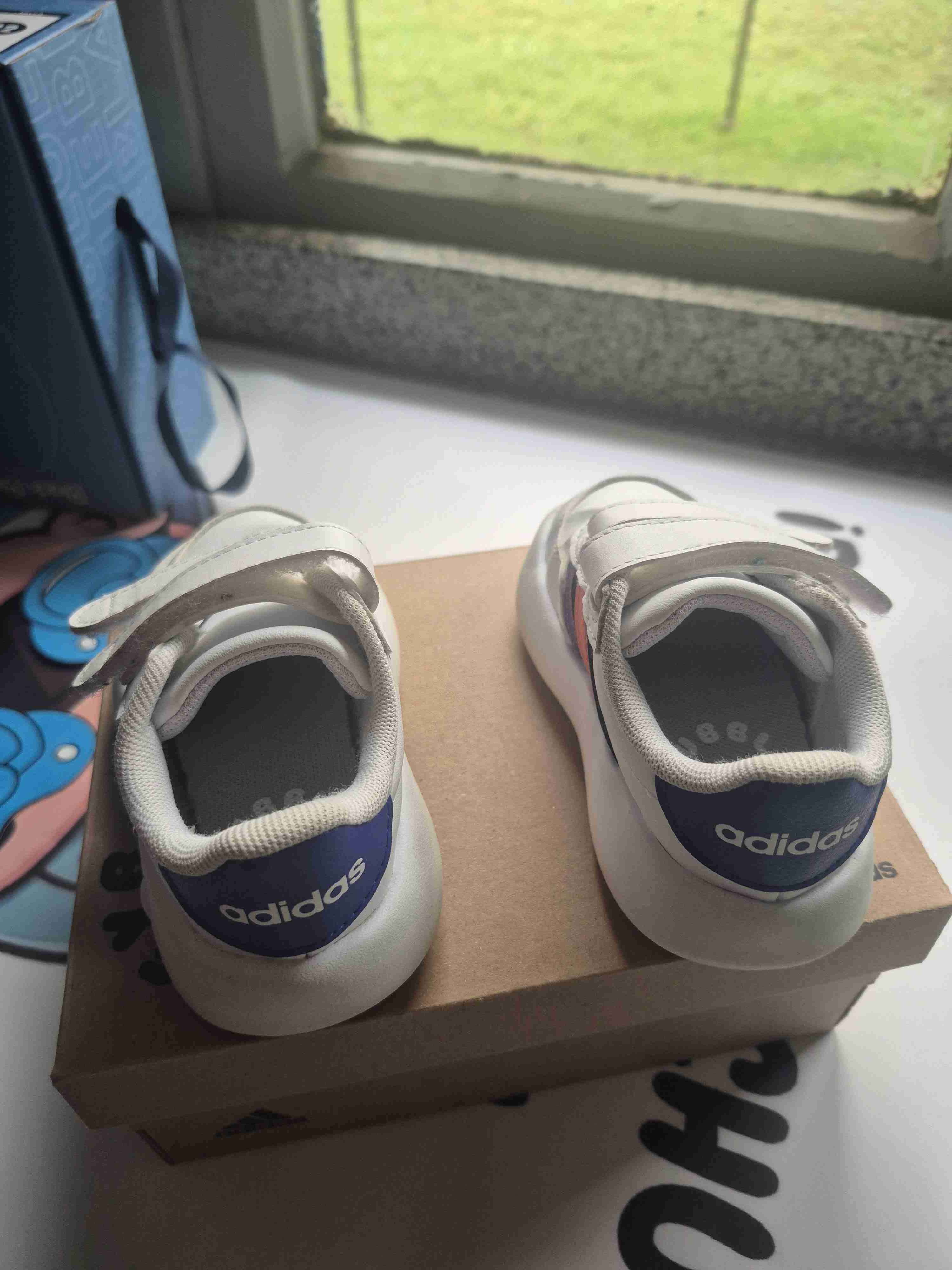 Zapatillas blancas infantiles Adidas - miniatura 4