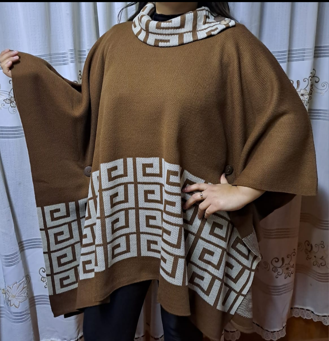 Poncho rosado con capucha - miniatura 2