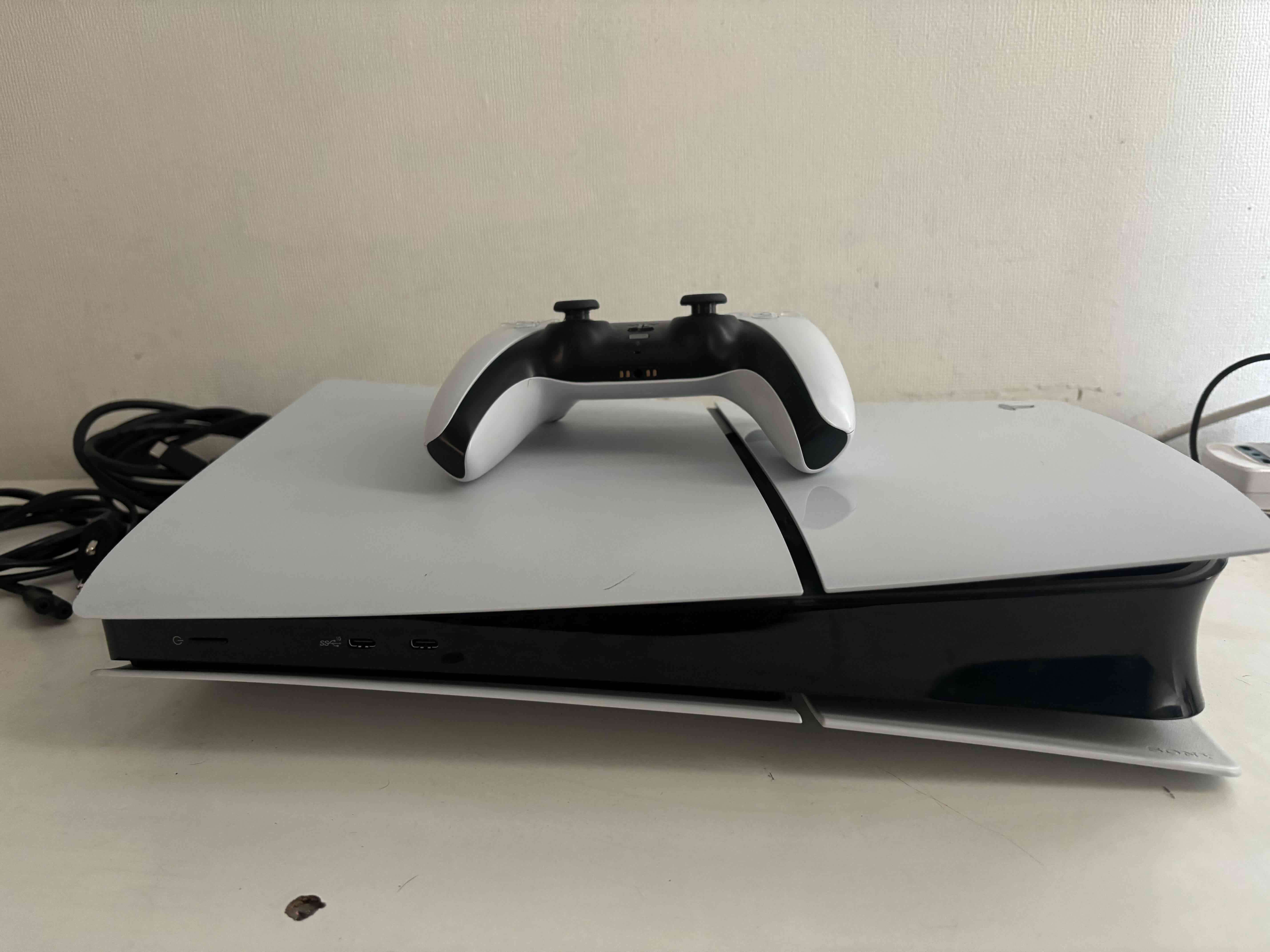 Consola Playstation 5 1TB - miniatura 5