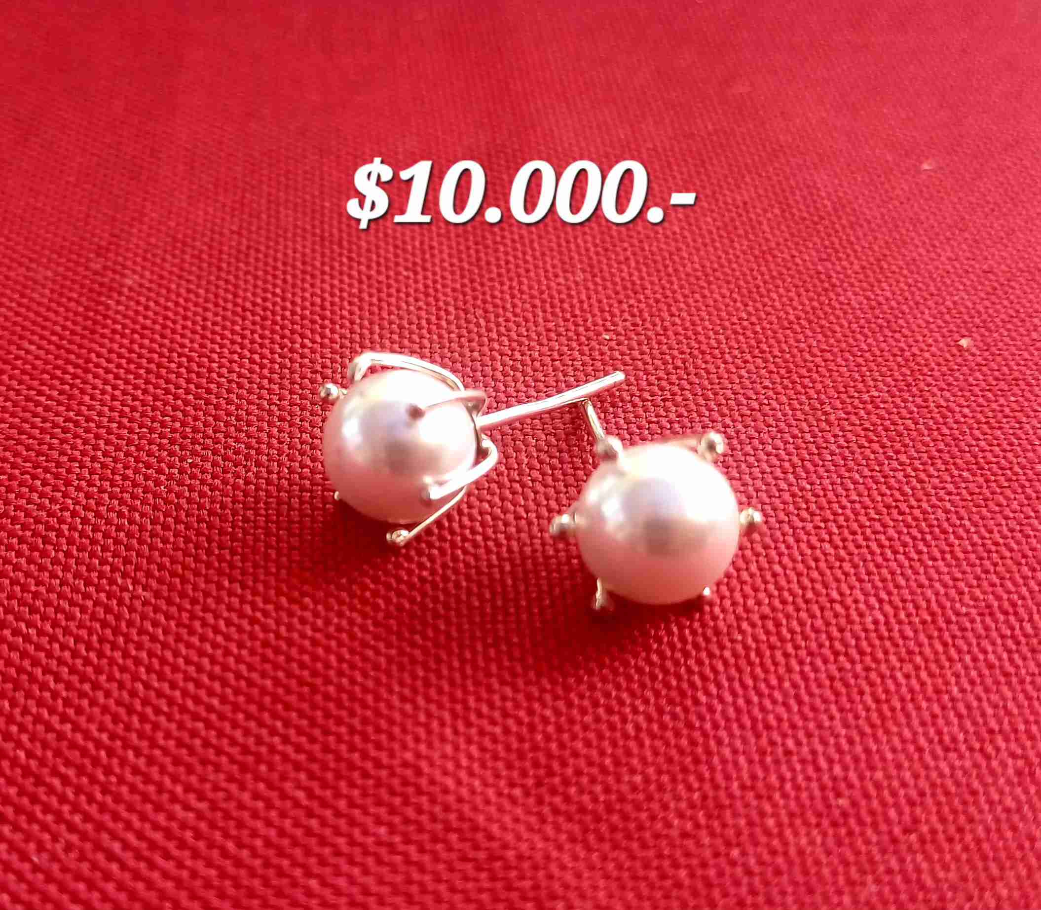 Aros de perlas plateados