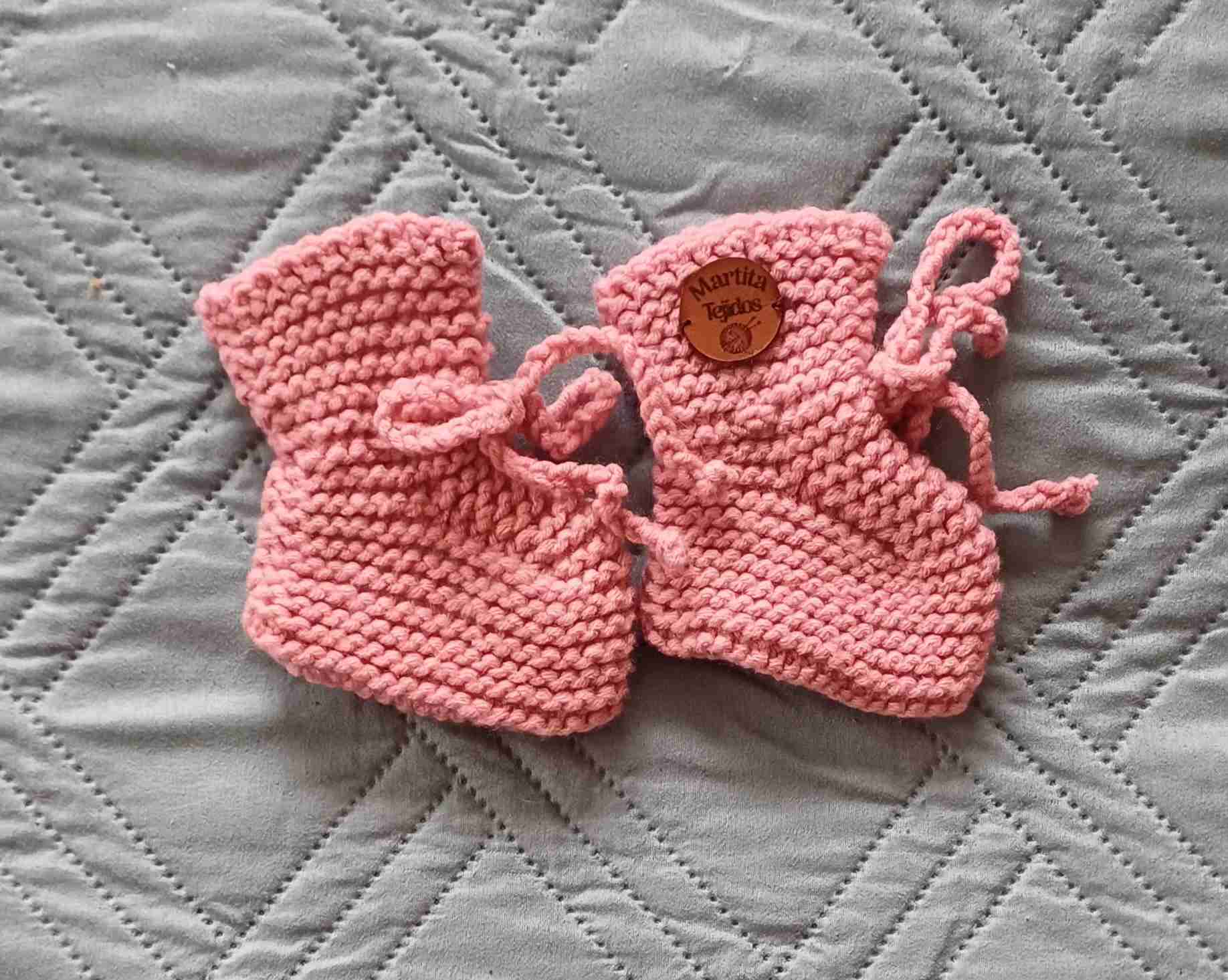 Zapatitos  tejidos a mano - miniatura 3