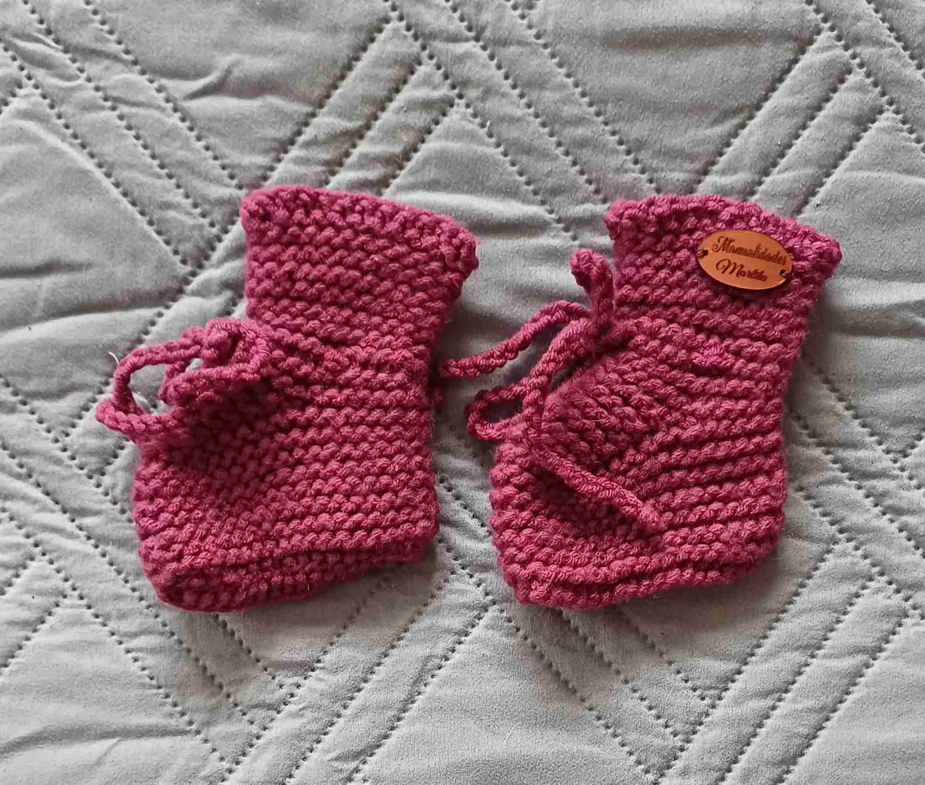 Zapatitos  tejidos a mano - miniatura 5