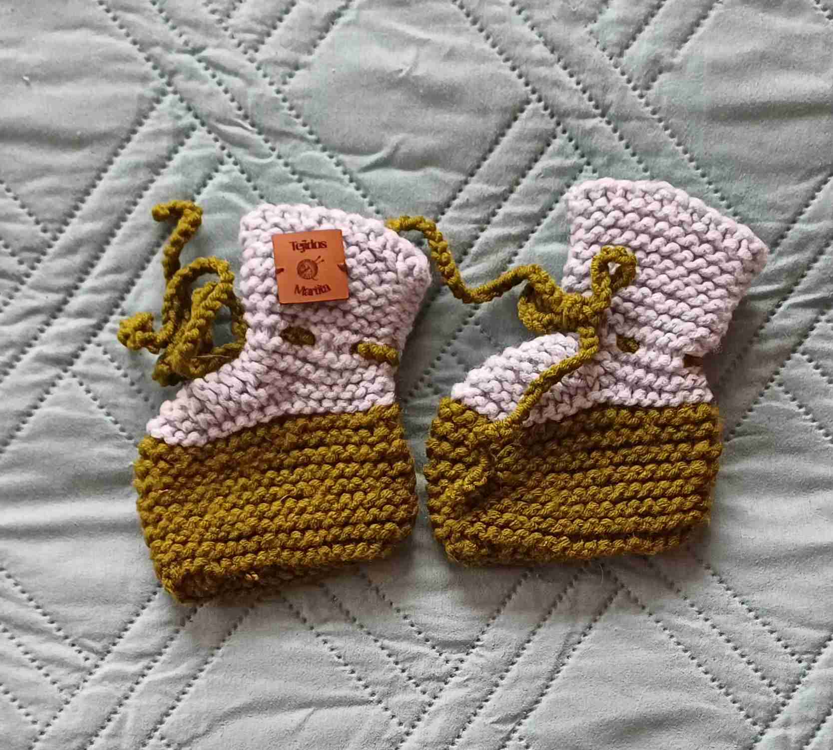 Zapatitos  tejidos a mano - miniatura 6