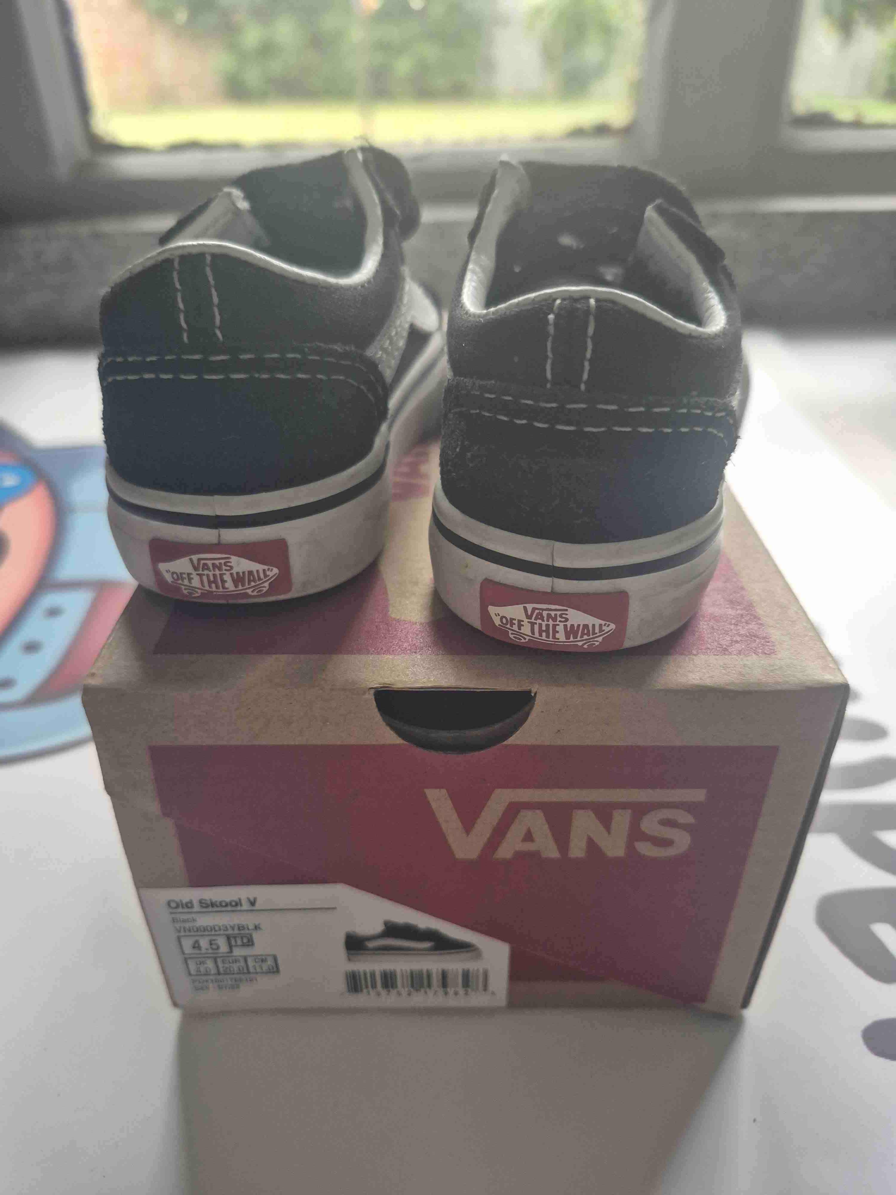 Zapatillas negras para bebé - miniatura 3