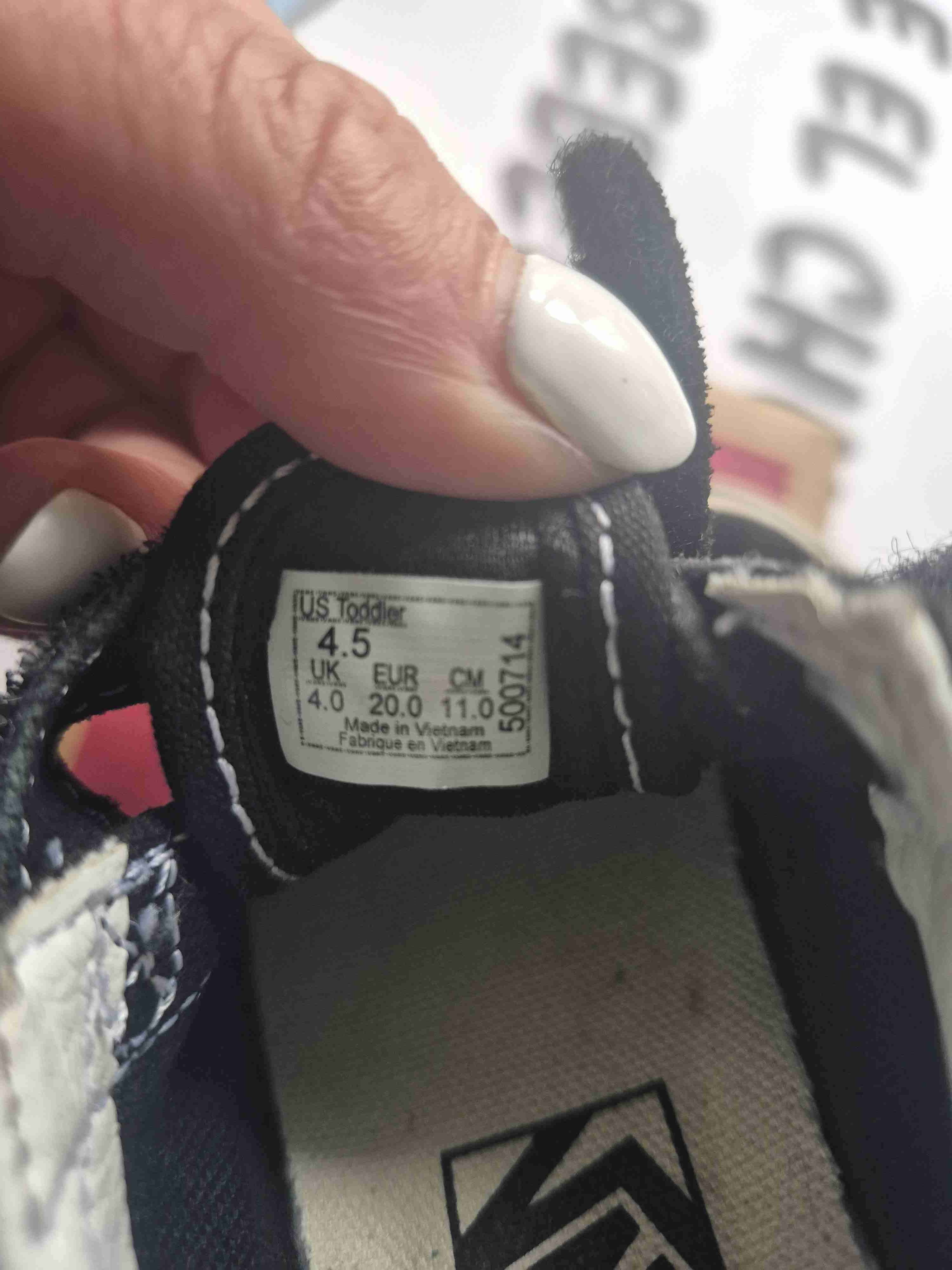 Zapatillas negras para bebé - miniatura 5